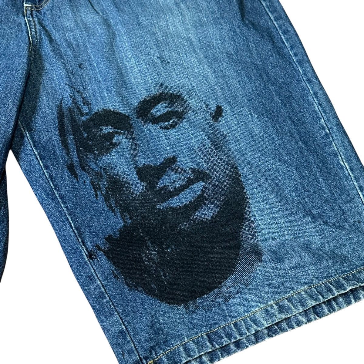 Makaveli × Vintage Vintage Makaveli Tupac Shakur Hip Hop Jeans Shorts 40 Y2K Size US 40 / EU 56 - 4 Thumbnail
