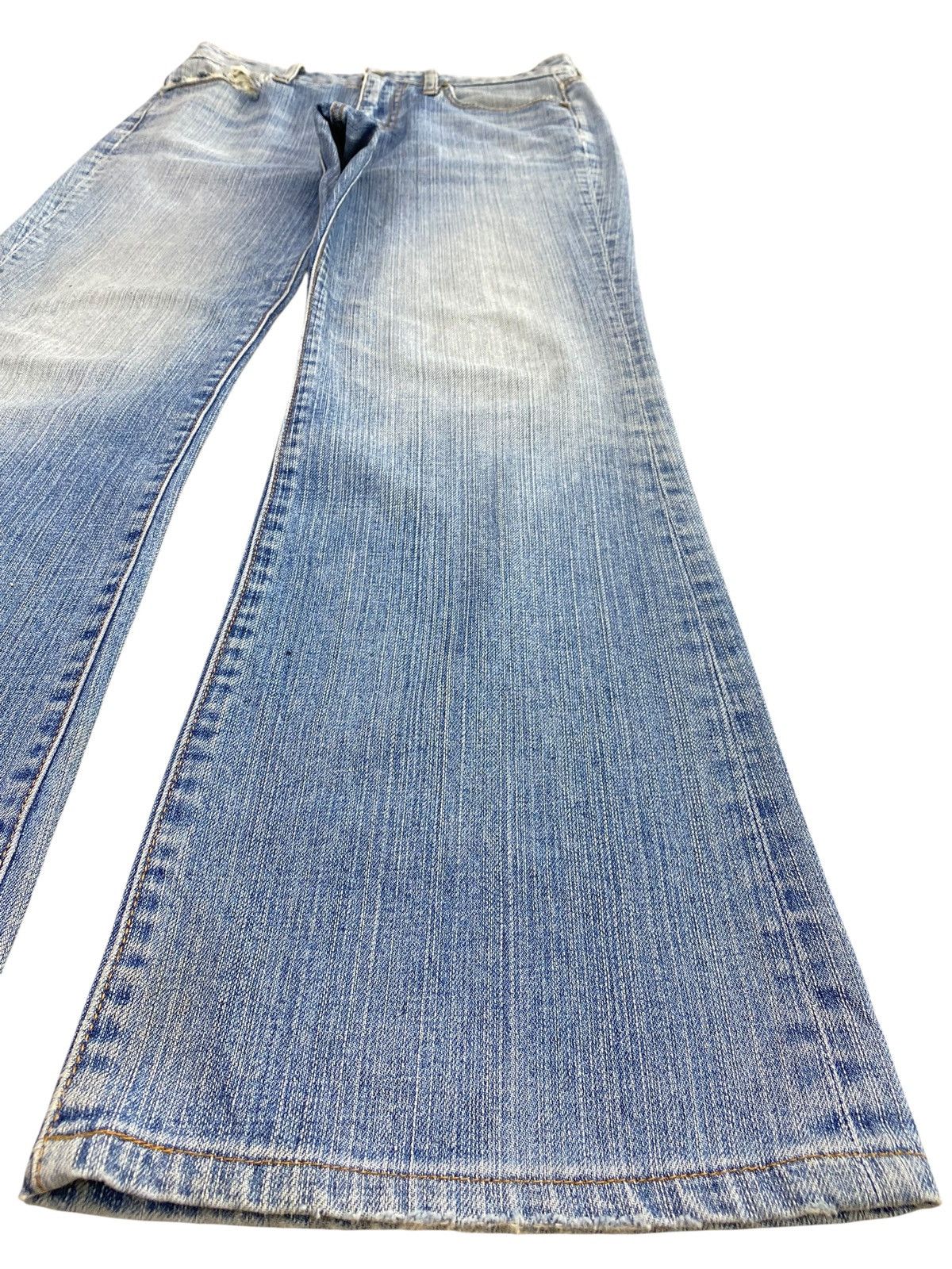 Uniqlo UNIQLO Faded Blue Wash Style Flare Jeans Size US 30 / EU 46 - 6 Thumbnail