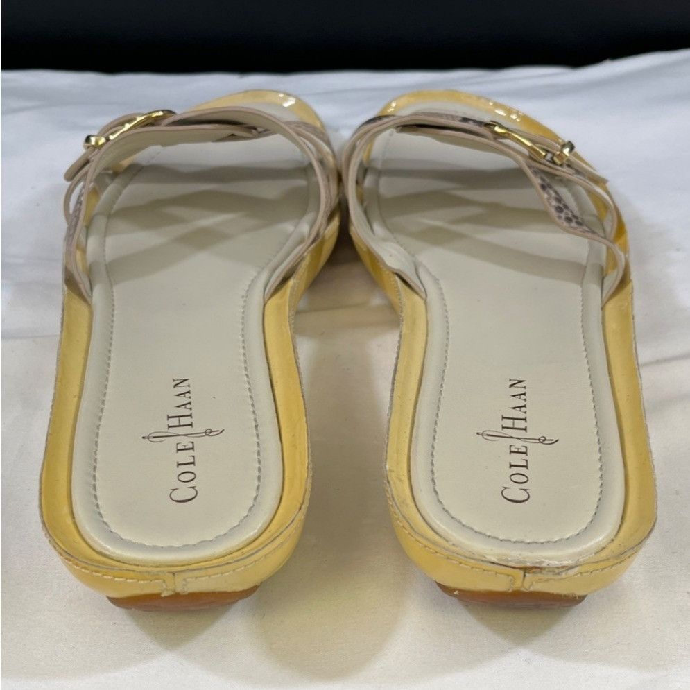 Cole Haan Cole Haan Women's Cream Snake Print Sandals/Slides Size 11B Size US 11 / IT 41 - 5 Thumbnail