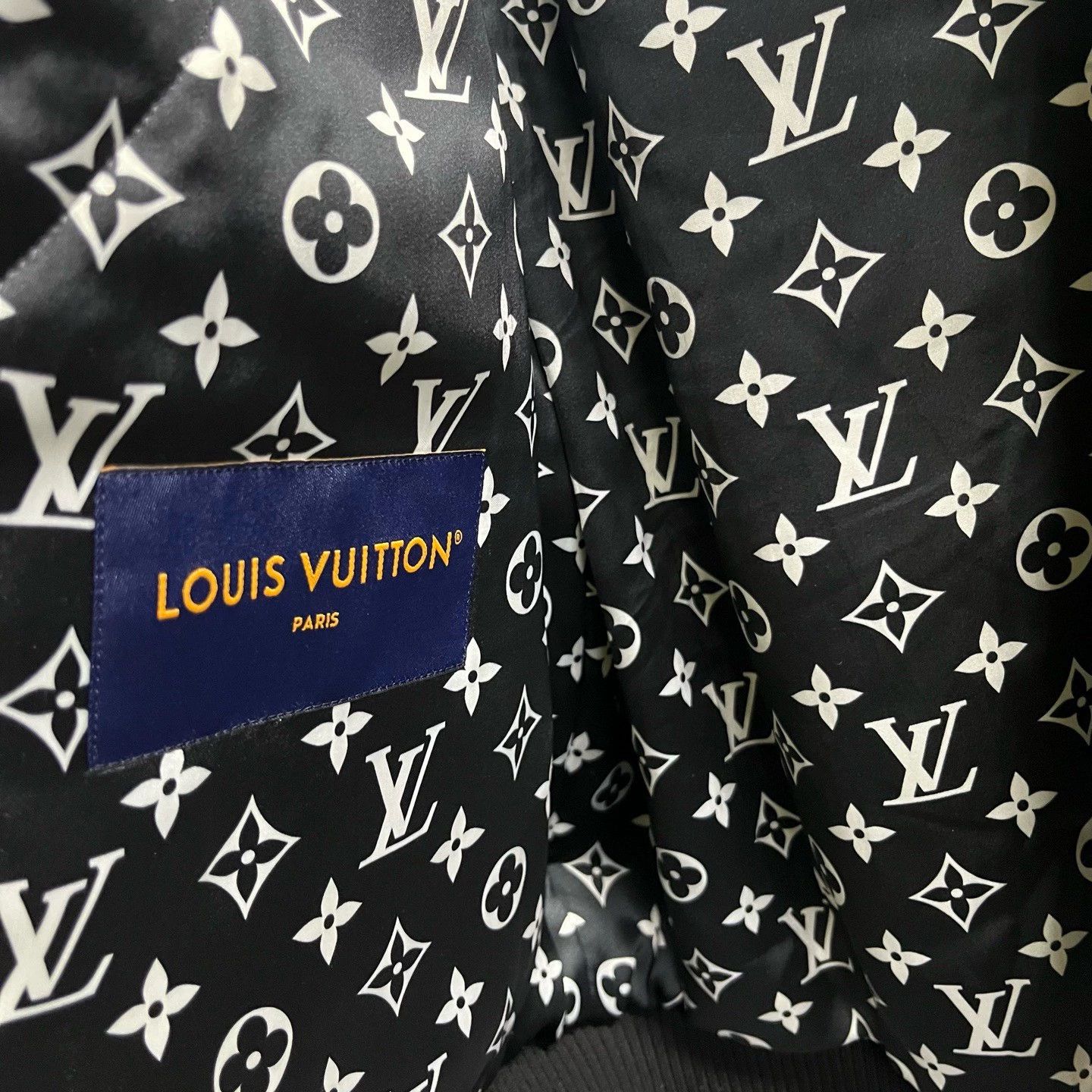 Louis Vuitton louis vuitton wool blend baseball jacket Size US L / EU 52-54 / 3 - 4 Thumbnail