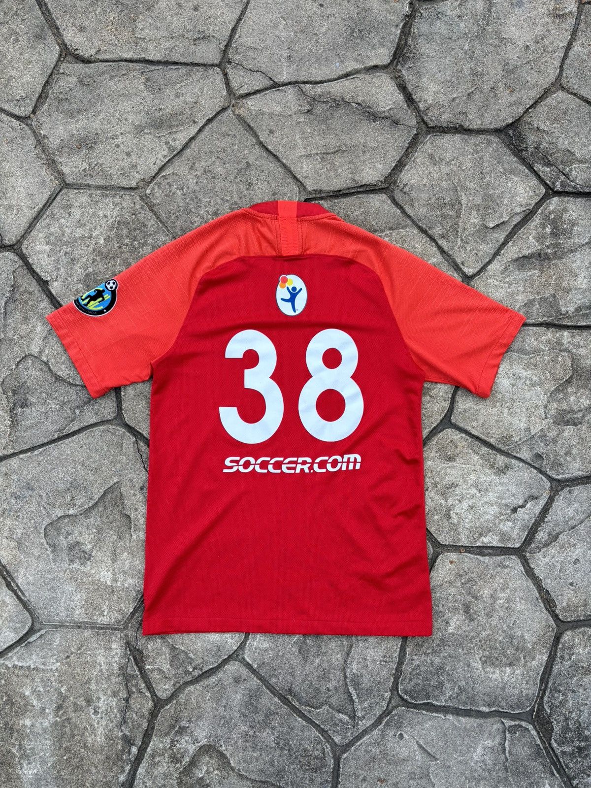 Nike Y2K Nike Real Colorado Blokecore Soccer Jersey Size US M / EU 48-50 / 2 - 3 Thumbnail