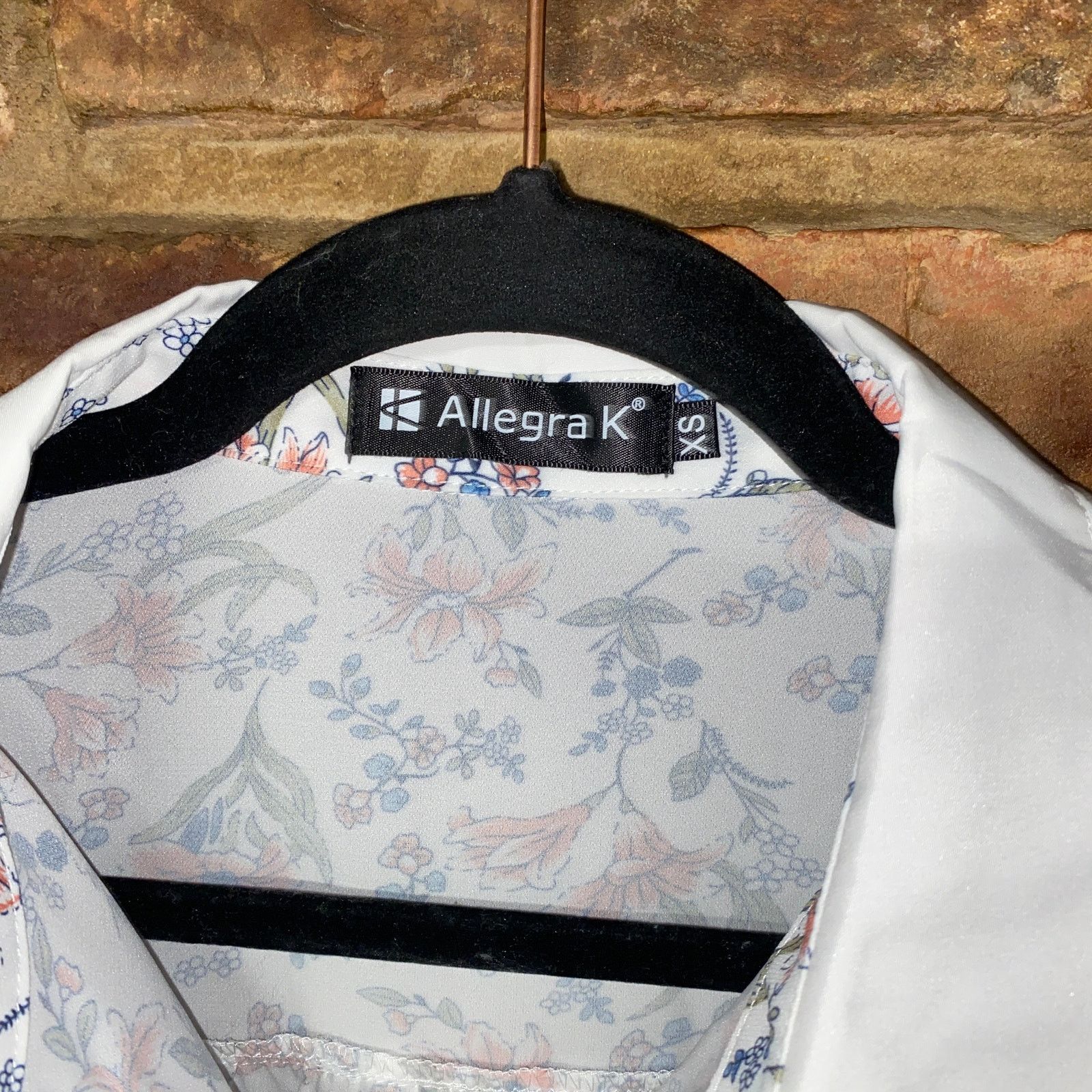 Other Allegra K White Floral Long Sleeve Button Down Shirt Size XS Size XS / US 0-2 / IT 36-38 - 4 Thumbnail