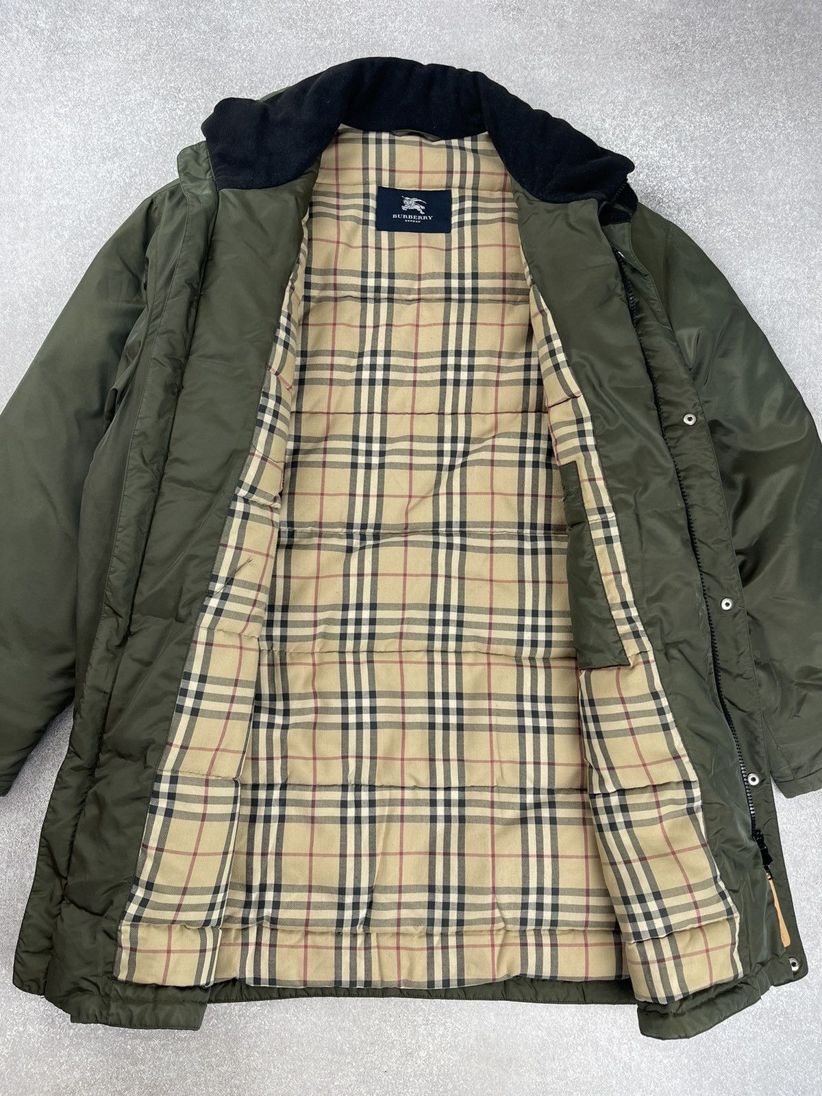 Burberry × Vintage Vintage Burberry London Jacket Khaki Size 54 Size US L / EU 52-54 / 3 - 11 Thumbnail
