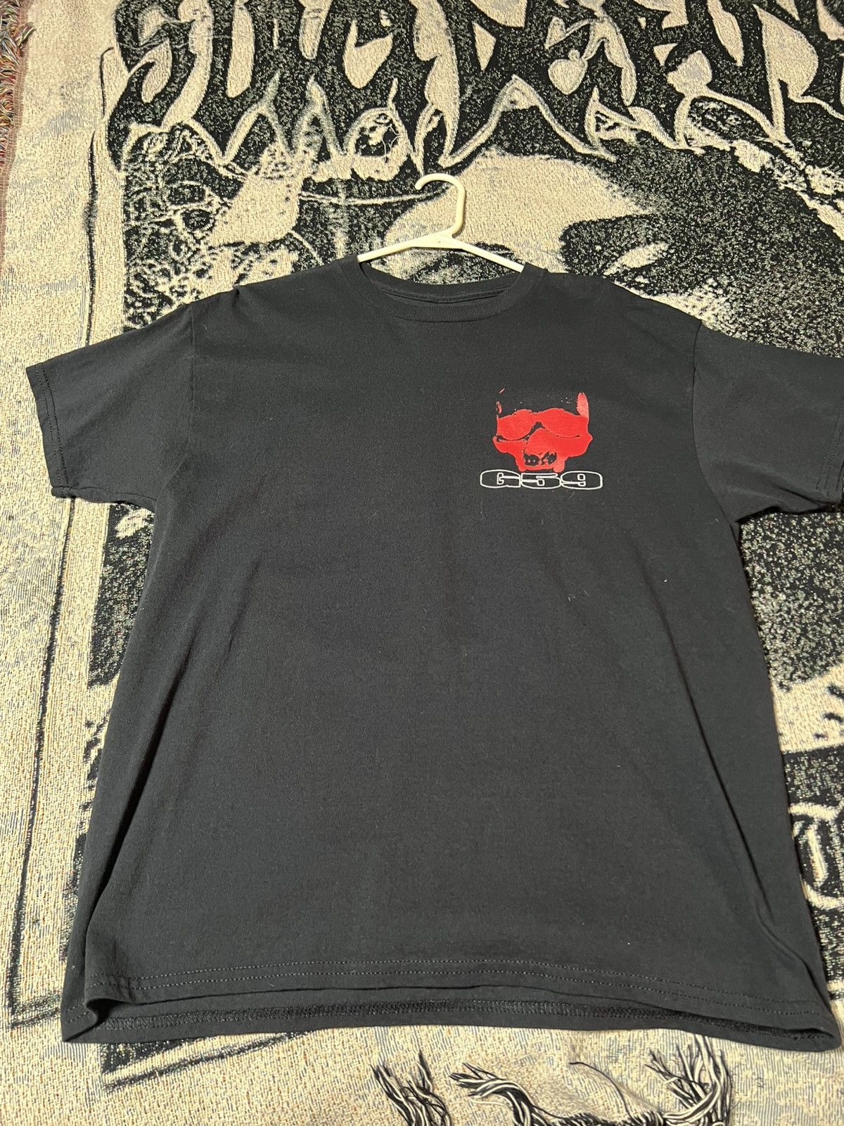 G59 Records Red greyday 2022 shirt Size US L / EU 52-54 / 3 - 1 Thumbnail