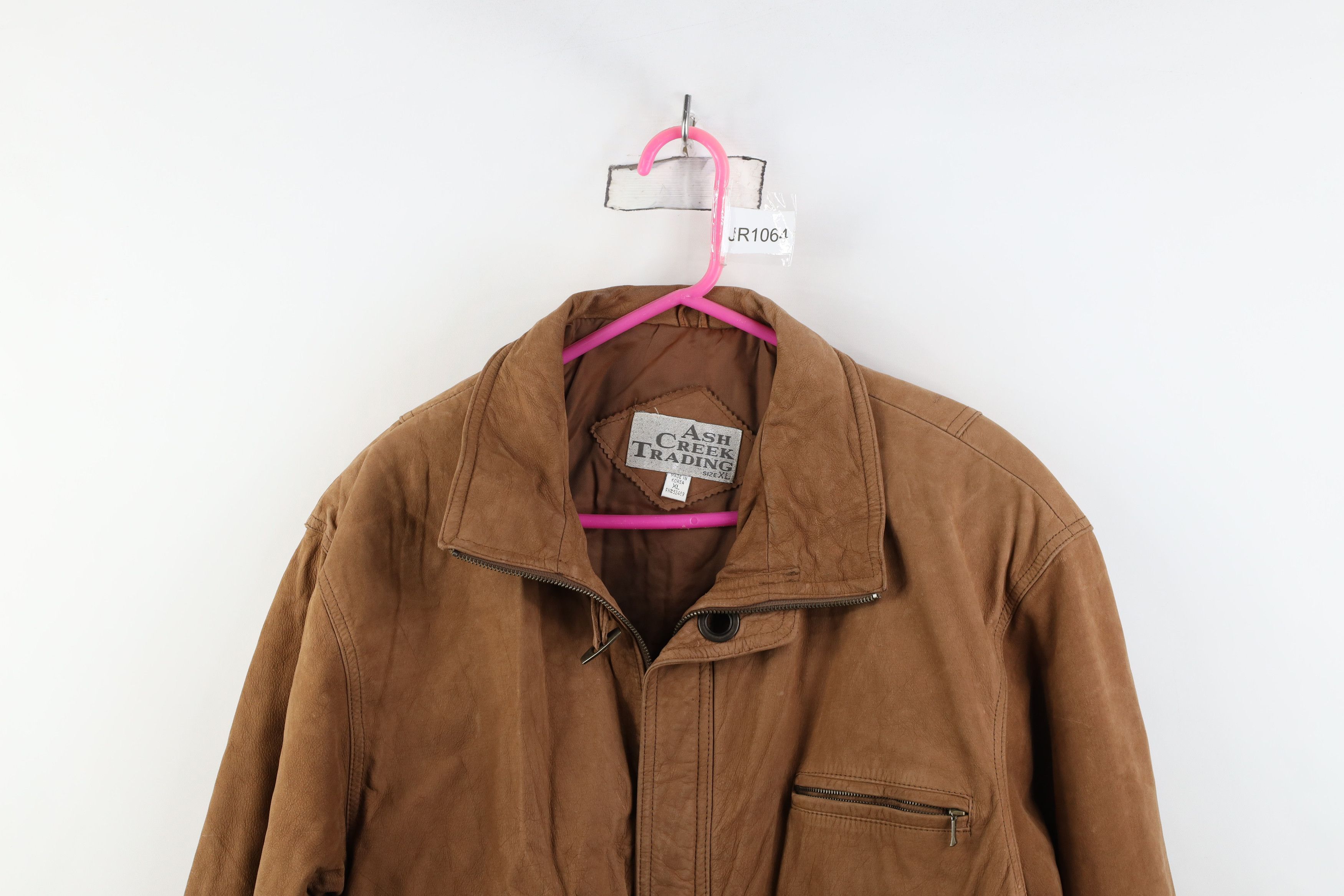 Vintage Vintage 90s Streetwear Button Suede Leather Bomber Jacket Size US XL / EU 56 / 4 - 2 Thumbnail