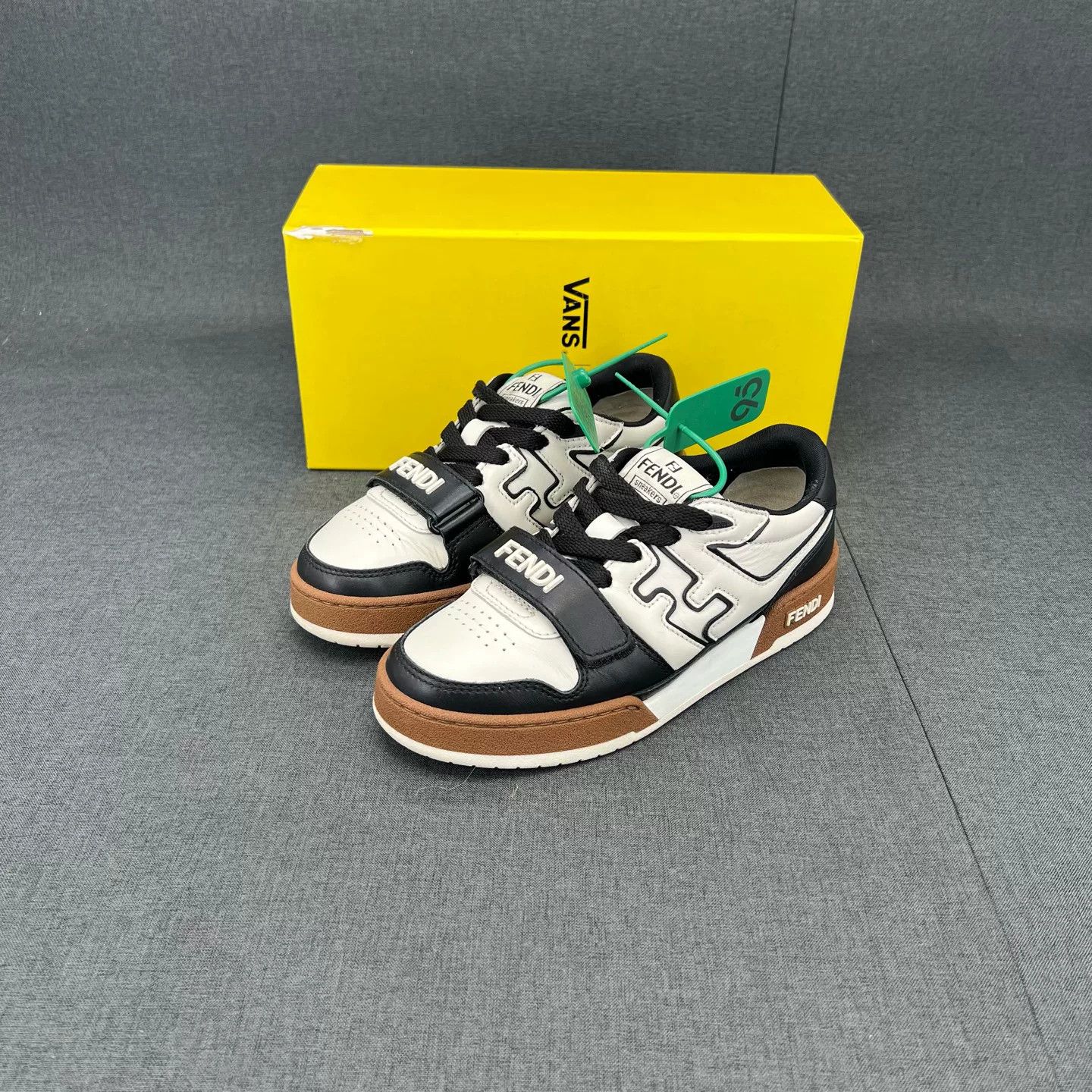 Fendi Fendi Match Black White Beige Sneakers Size US 4.5 / IT 34.5 - 1 Thumbnail