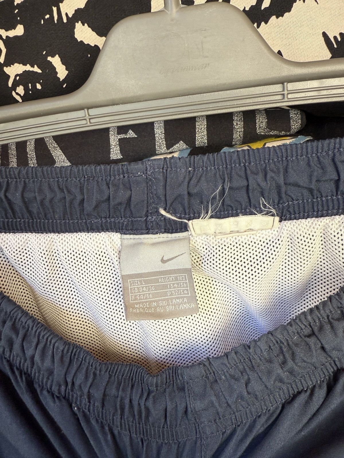 Nike Nike vintage shorts 90s 00s y2k hype Size US 34 / EU 50 - 9 Thumbnail