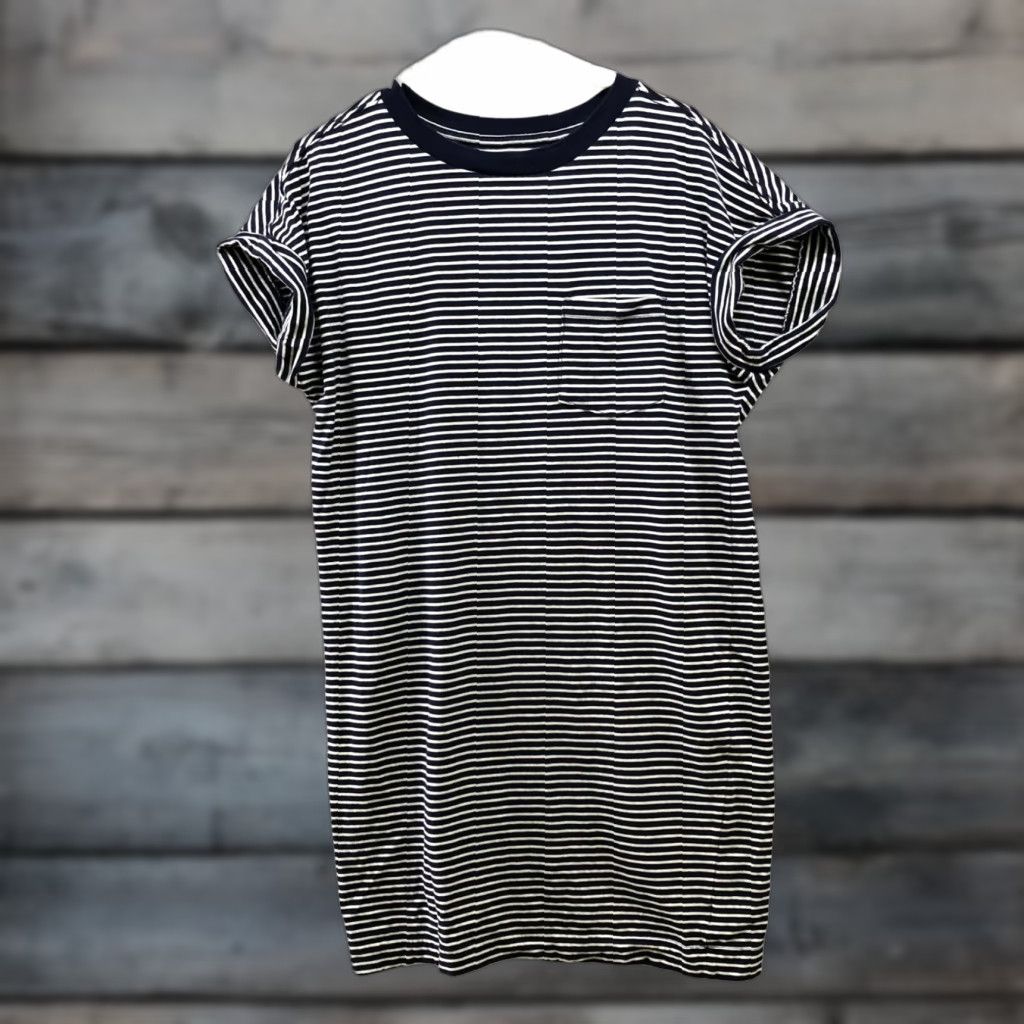 Gap Gap T Shirt Dress Womens S Short Sleeve Crewneck Navy Blue White Stripe Pocket Dress Size S / US 4 / IT 40 - 1 Thumbnail