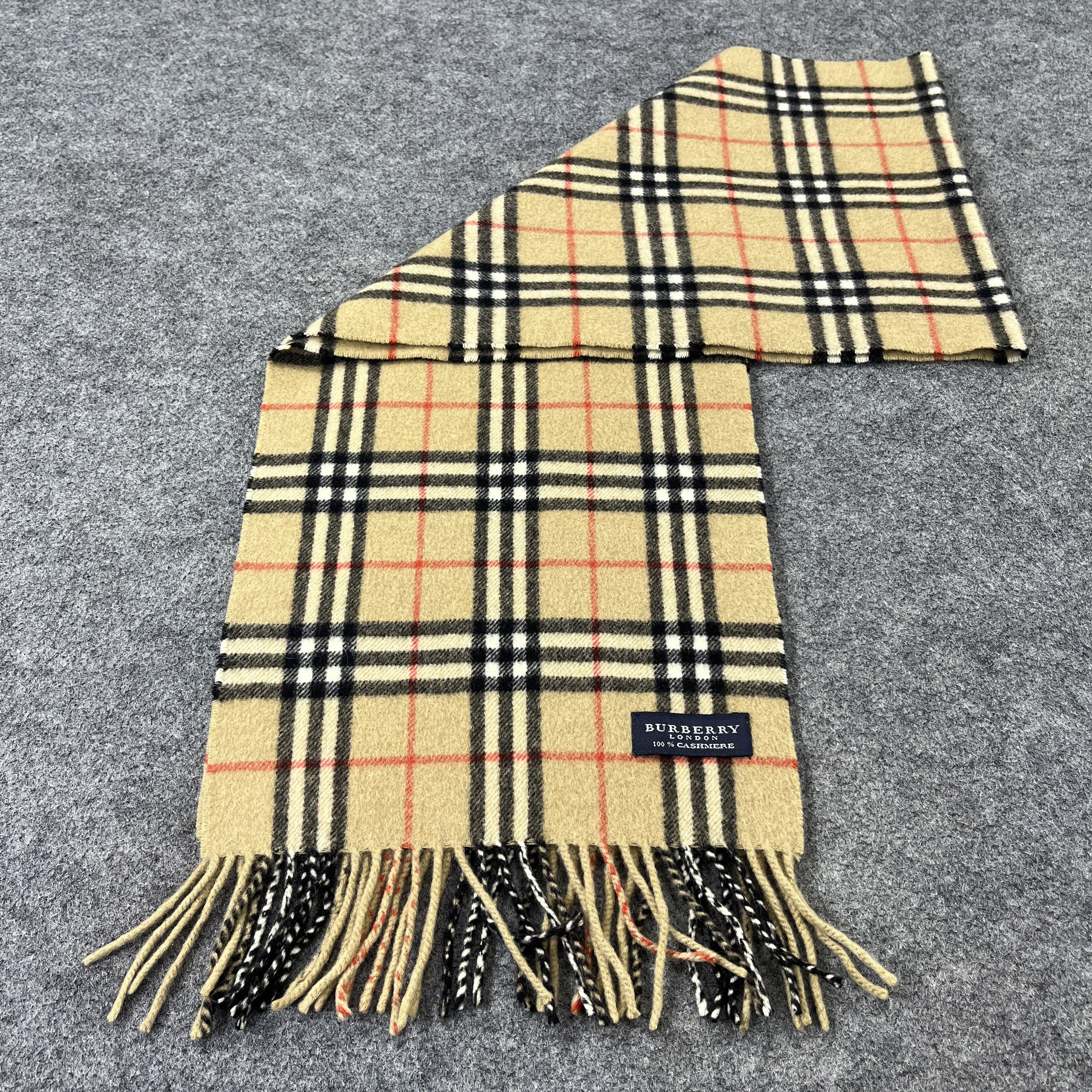 Burberry Burberry Scarf / Muffler / Neckwear T1537 Size ONE SIZE - 3 Thumbnail