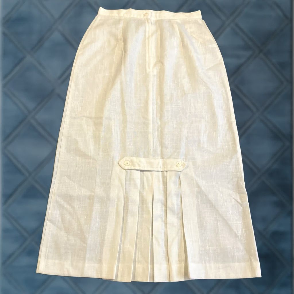 Vintage VINTAGE Michele White Linen Skirt Midi Button Belt On Back Size 11/12 Women Skirt Retro Straight & Pencil White Mens? Size 32" / US 10 / IT 46 - 1 Thumbnail