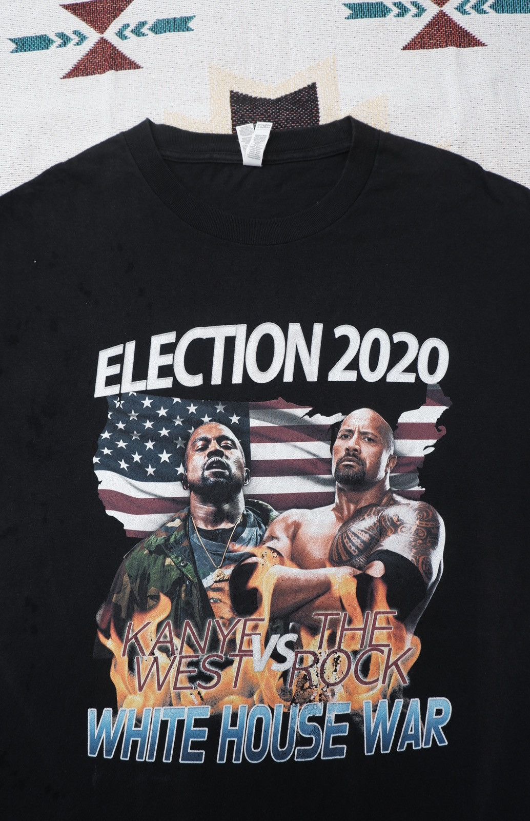 Other KANYE WEST VS THE ROCK TSHIRT Size US XL / EU 56 / 4 - 3 Thumbnail