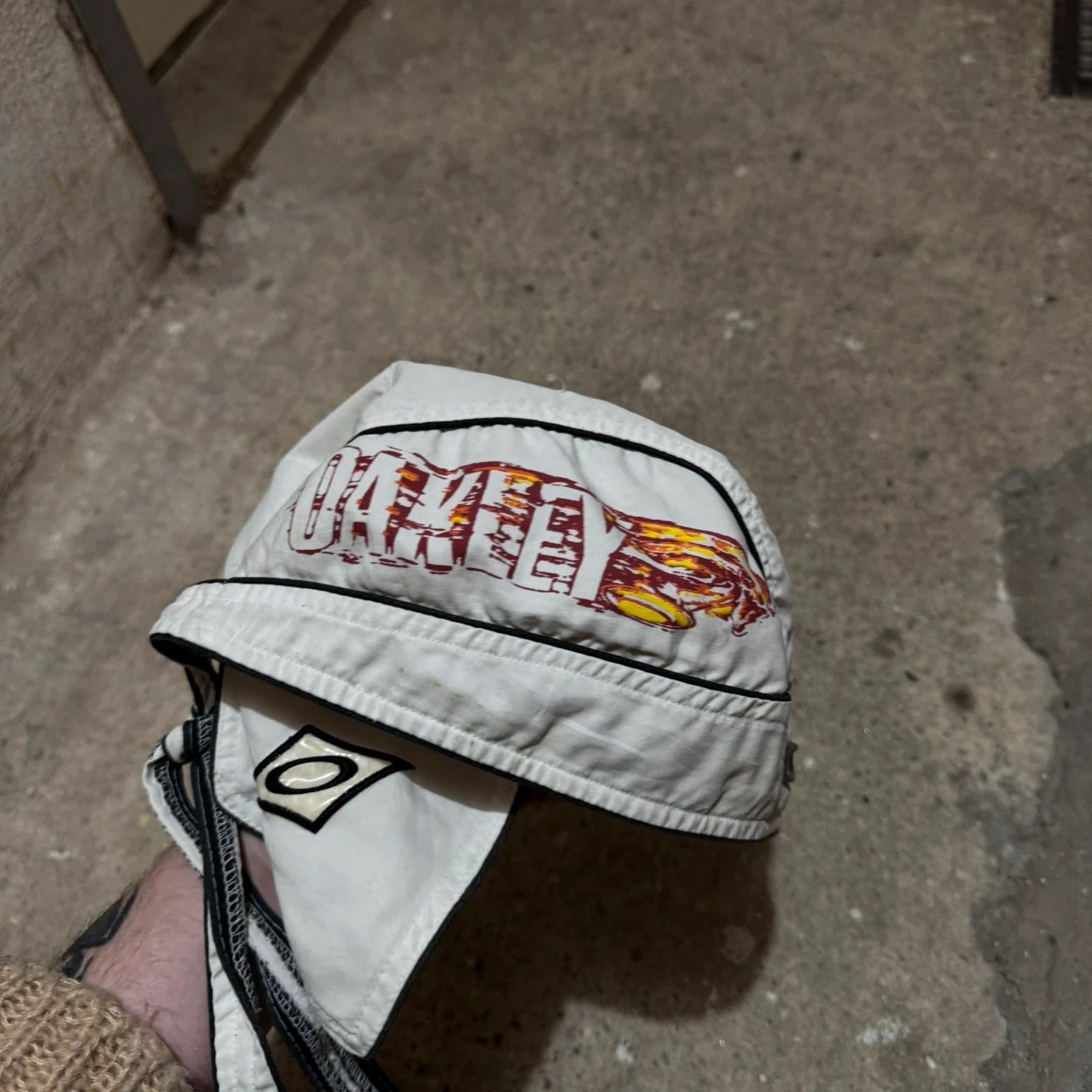 Oakley Vintage rare oakley durag bandana cap flame y2k streetwear Size ONE SIZE - 5 Thumbnail