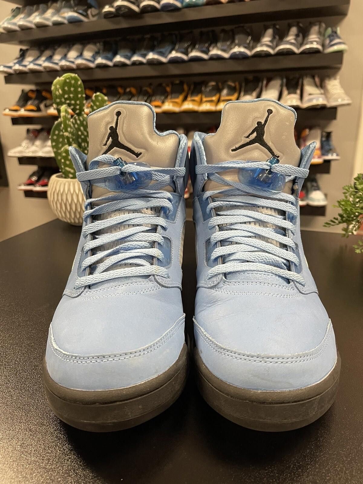 Jordan Brand Size 12 - Air Jordan 5 Retro SE Mid UNC University Blue Size US 12 / EU 45 - 2 Thumbnail