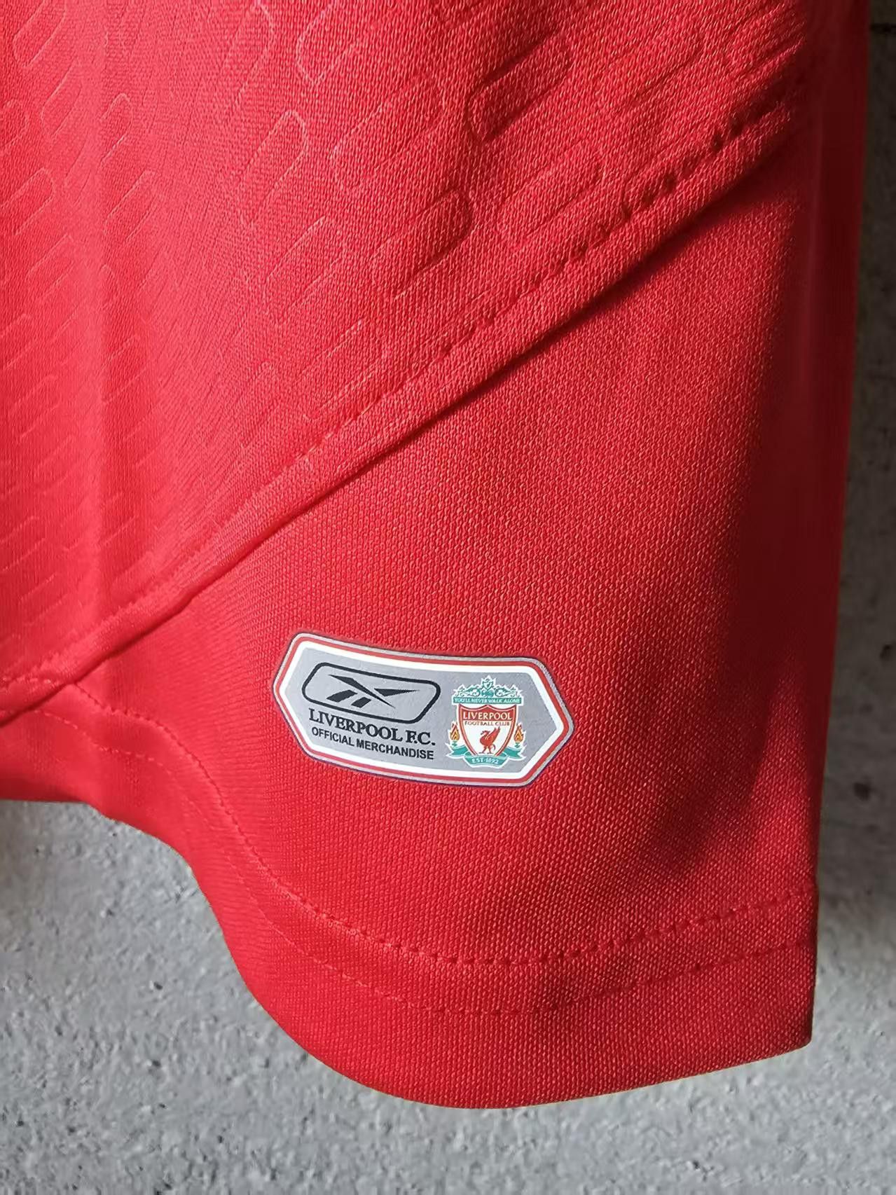 Other 2005 Liverpool #8 Steven Gerrard Jersey Size US S / EU 44-46 / 1 - 9 Thumbnail