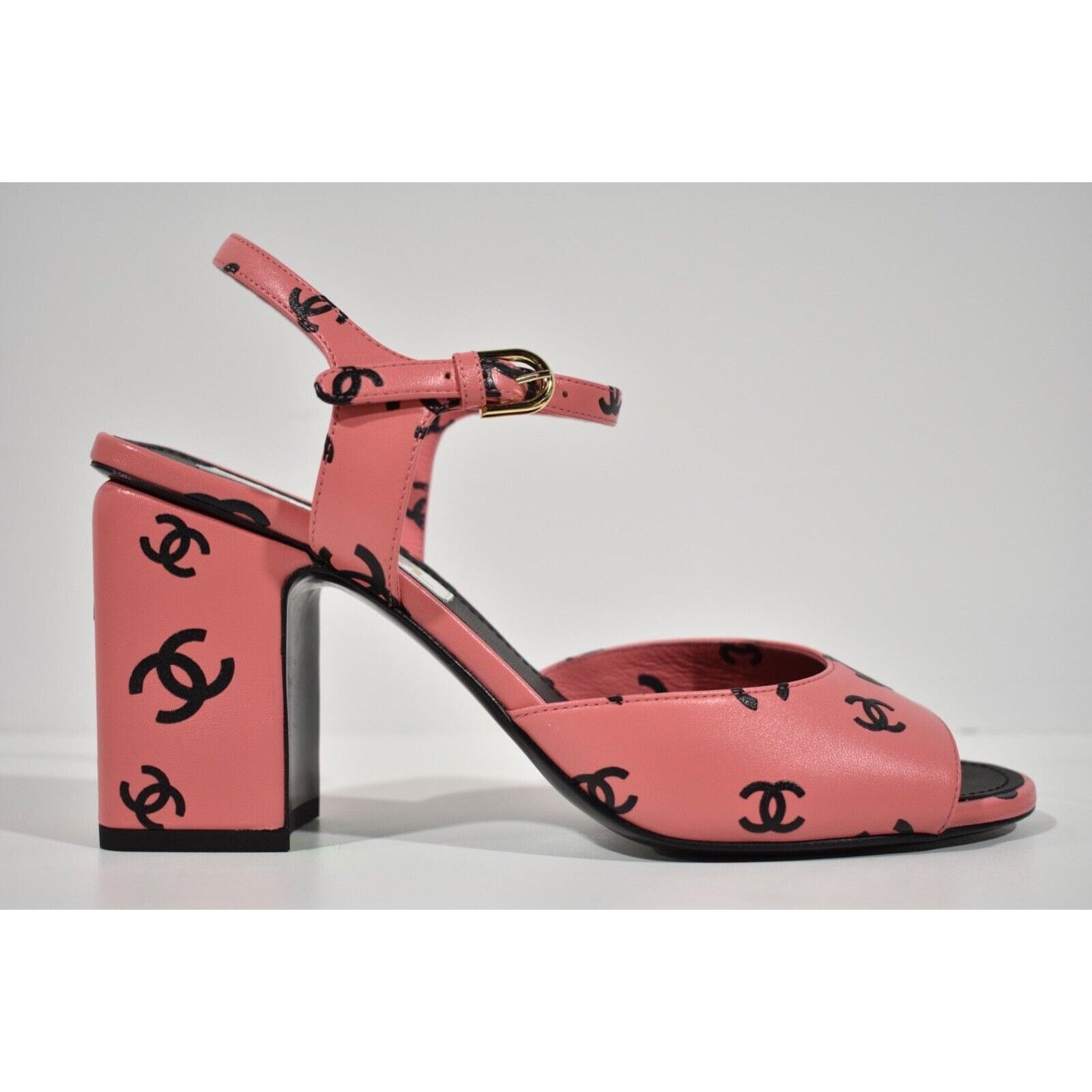 Chanel Chanel Printed Lambskin Ankle Strap Block Heel Sandal 36 Size US 6 / IT 36 - 1 Thumbnail