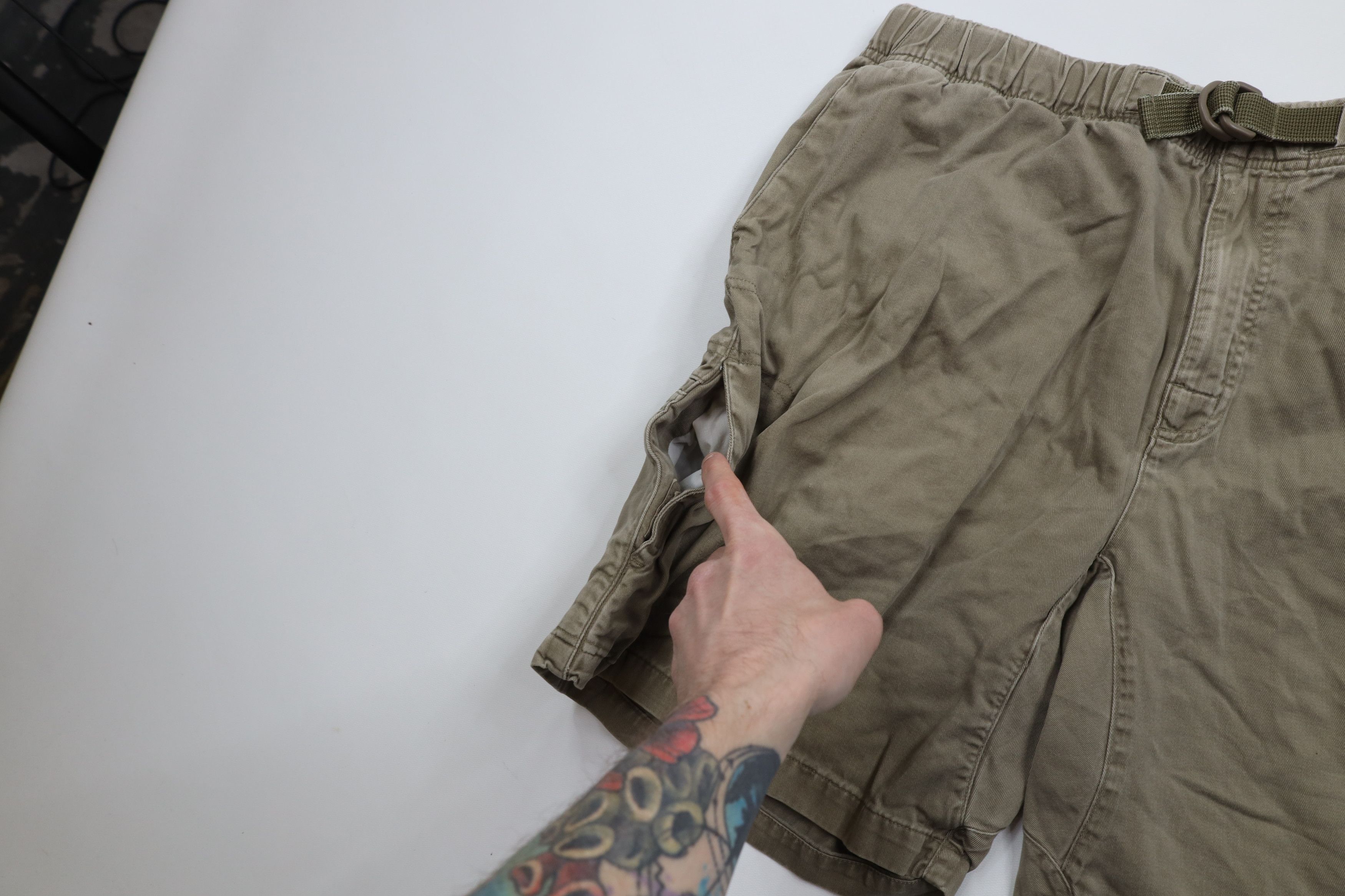 Columbia × Vintage Vintage 90s Y2K Columbia Above Knee Belted Cargo Shorts Size US 34 / EU 50 - 6 Thumbnail