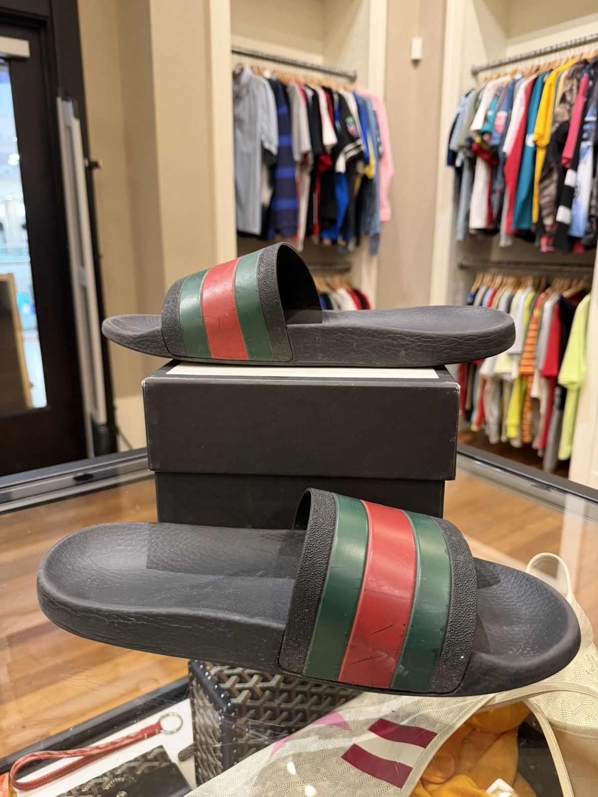 Gucci Gucci Rubber Pool Slide Size US 13 / EU 46 - 4 Thumbnail