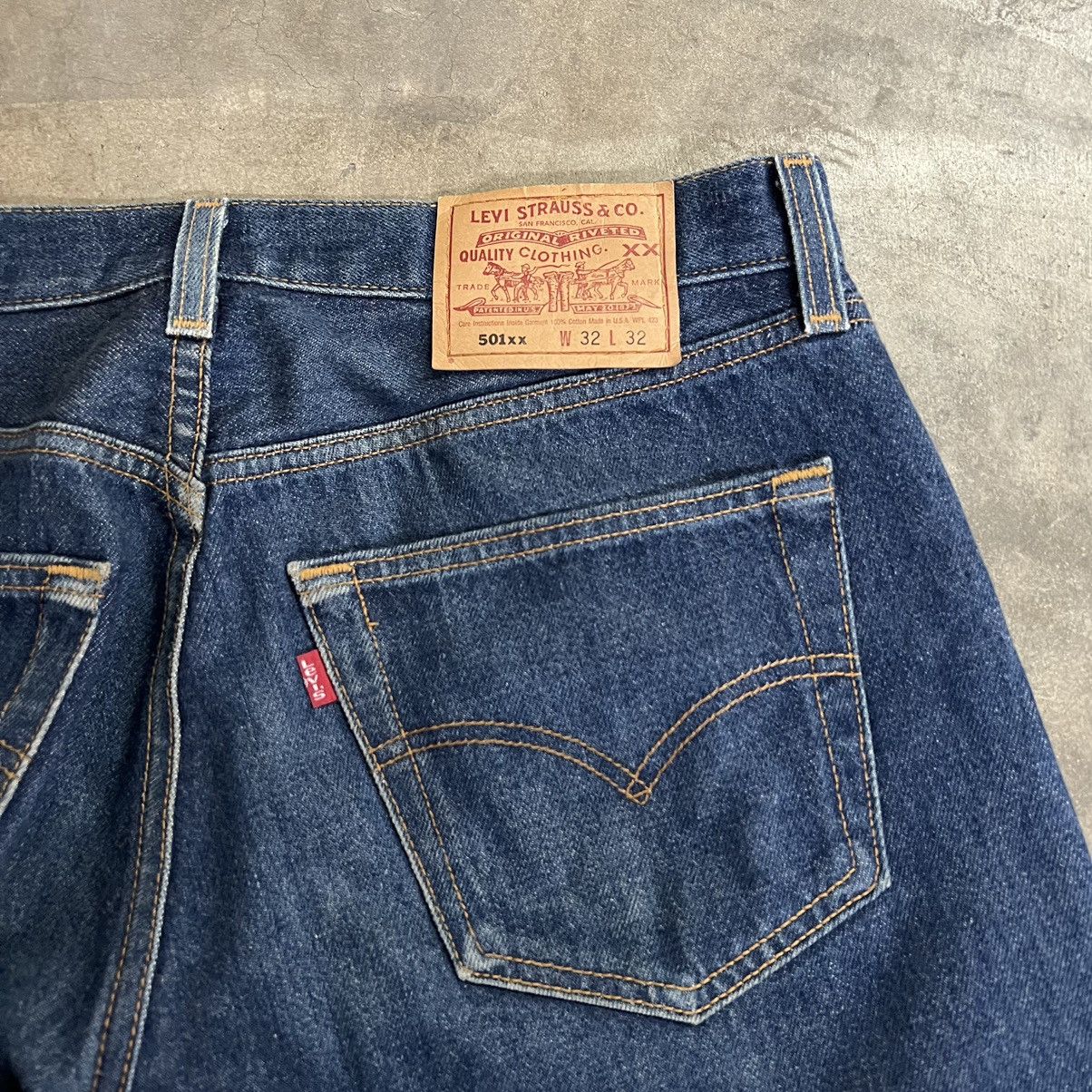 Vintage 90’s Levi’s 501 🇺🇸 Straight-Leg Denim Jeans
