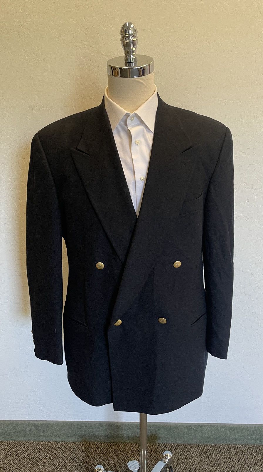 Giorgio Armani × Vintage Winter Weight Wool & Cashmere Double Breasted Jacket Size 44R - 1 Thumbnail