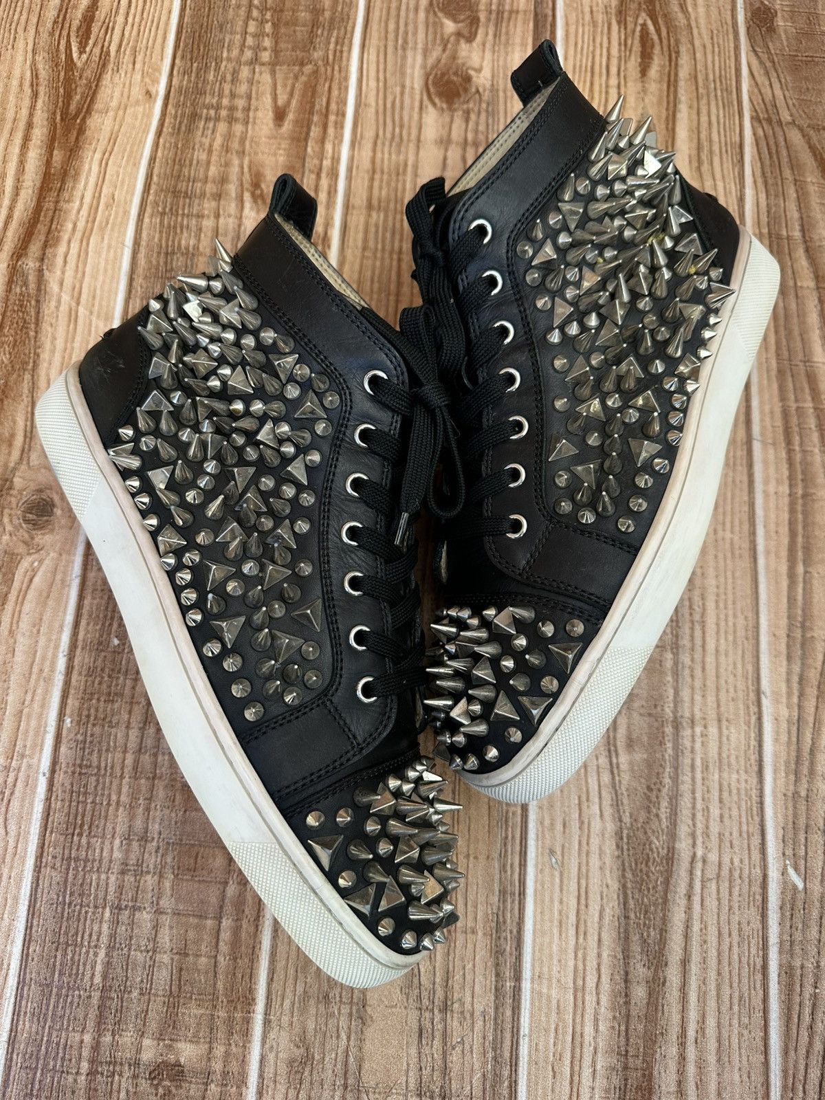 Christian Louboutin Christian Louboutin Louis Spikes Black Hightop Sneaks Size US 7.5 / EU 40-41 - 6 Thumbnail