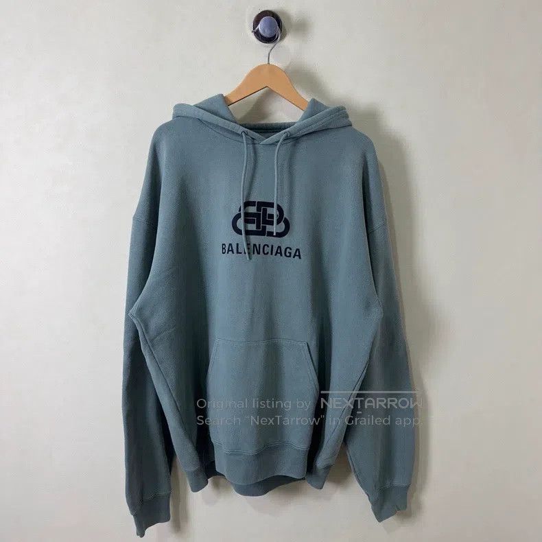 Balenciaga Balenciaga Logo print hooded sweatshirt, size L Size US L / EU 52-54 / 3 - 1 Thumbnail