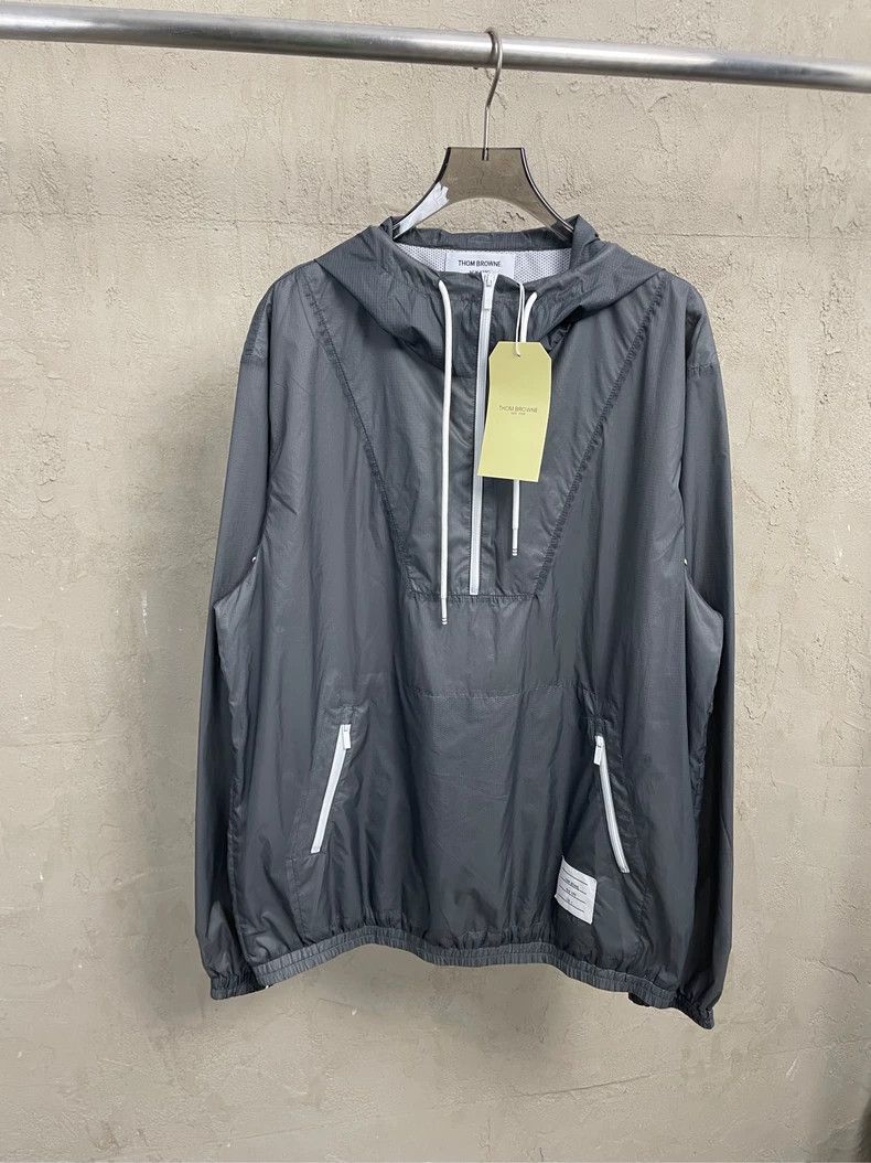 Thom Browne Thom browne Gray four-striped half-zip hooded hoodie nylon Size US M / EU 48-50 / 2 - 1 Thumbnail