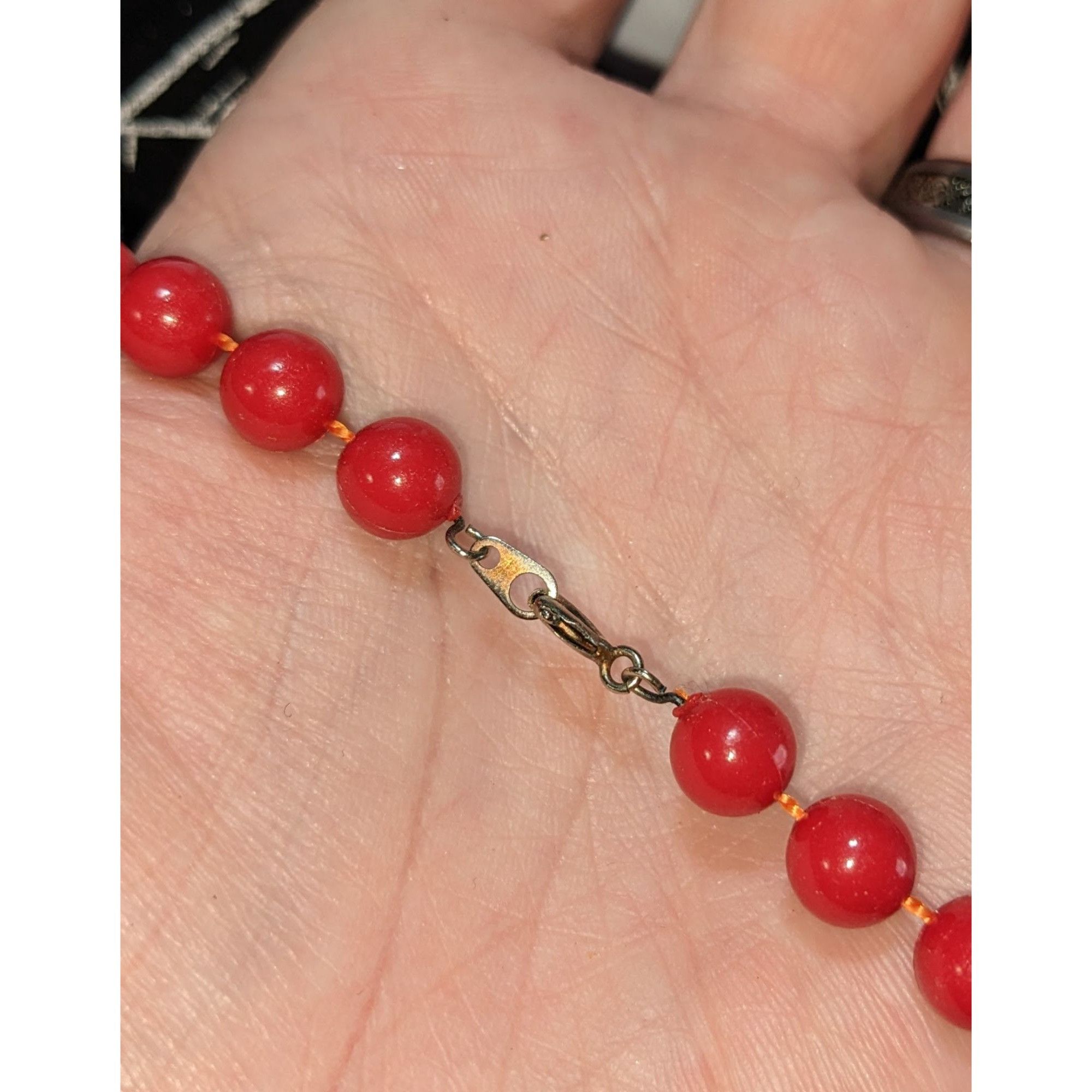 Other Simple Casual Red Beaded Necklace Size ONE SIZE - 3 Thumbnail