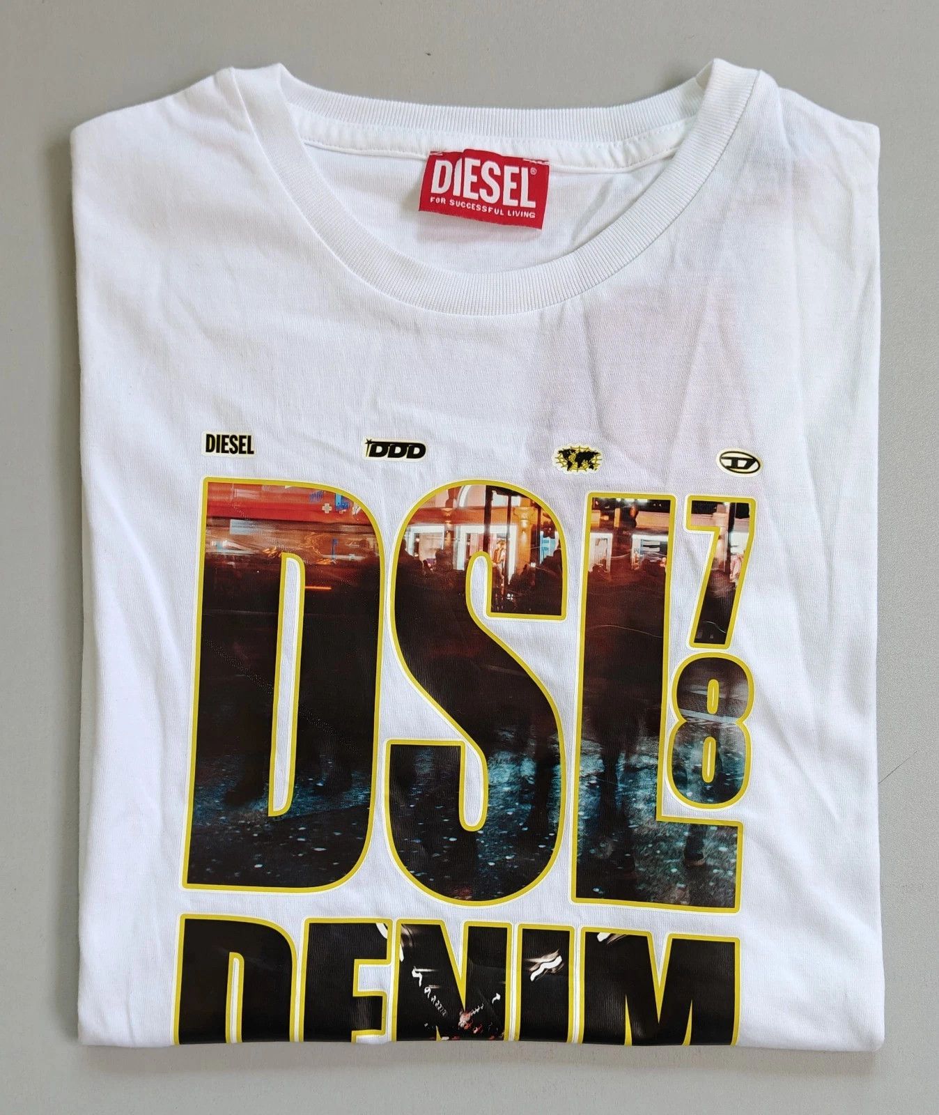Diesel DIESEL White T-shirt with DSL 78 Denim print T 4173 Size US XS / EU 42 / 0 - 1 Thumbnail