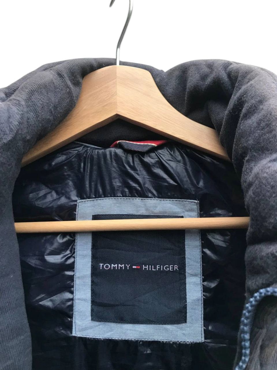 Tommy Hilfiger × Vintage Tommy Hilfiger Striped Numbering 9 Cotton Down Vest Size US M / EU 48-50 / 2 - 8 Thumbnail