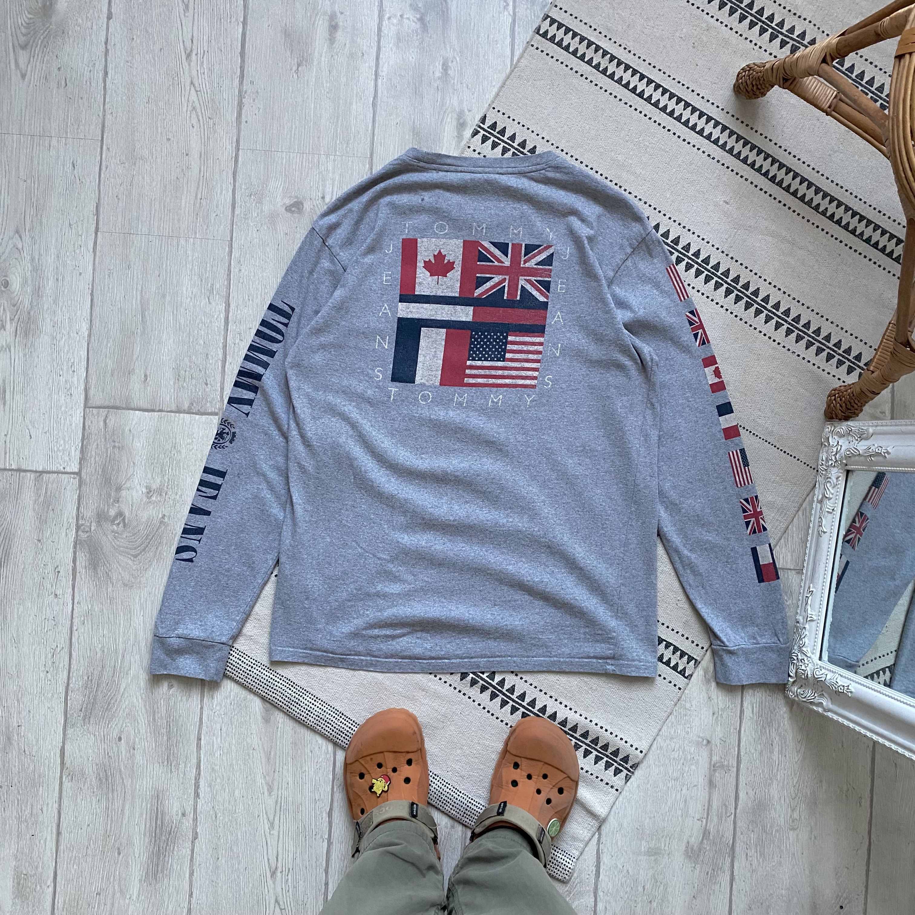 Tommy Hilfiger 🇺🇸 Vintage Tommy Hilfiger USA Flag Logo Longsleeve Size US L / EU 52-54 / 3 - 9 Thumbnail