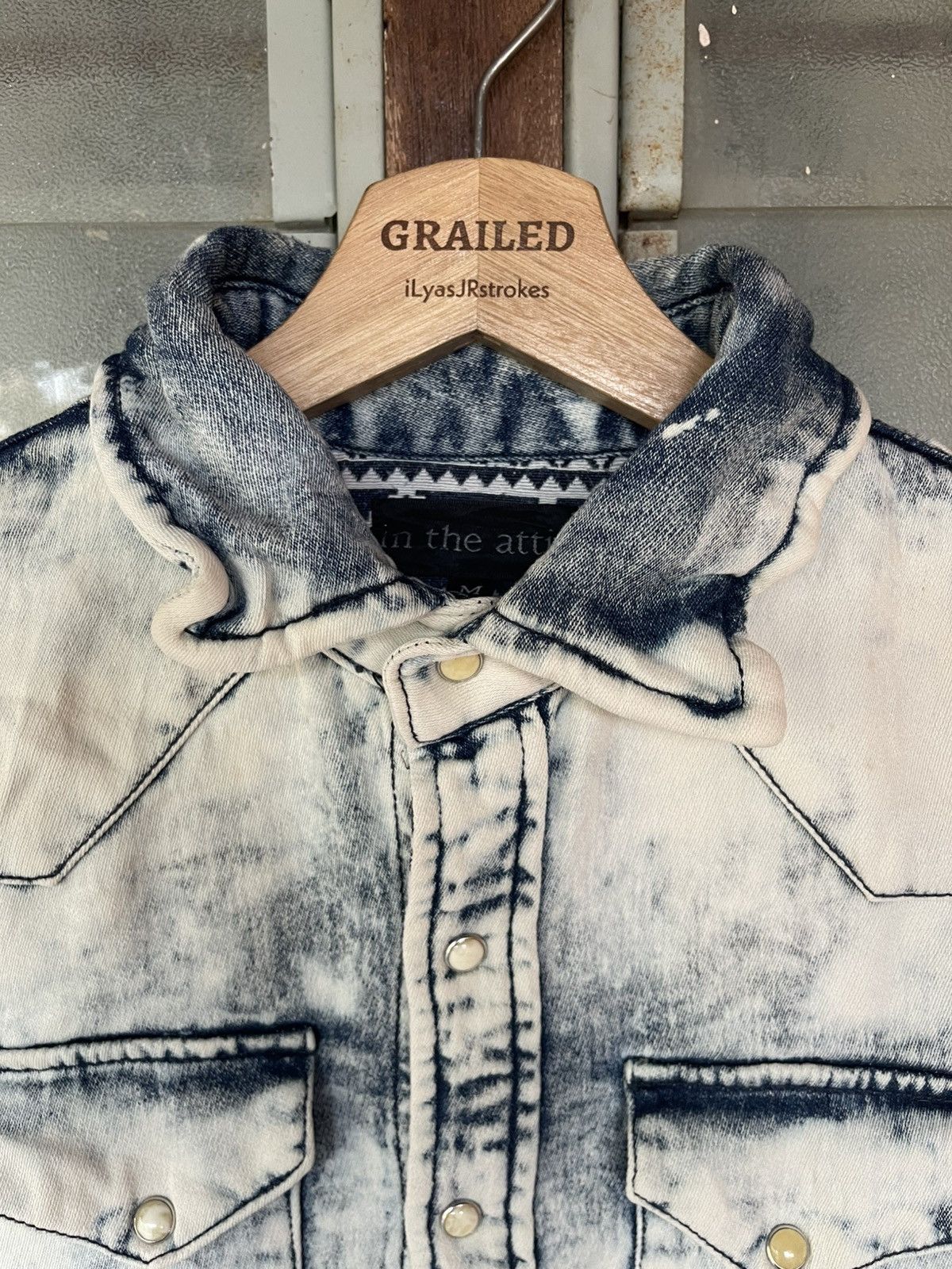 In The Attic Vintage In The Attic Long Sleeve Button Down Acid Wash Tee Size US M / EU 48-50 / 2 - 16 Thumbnail