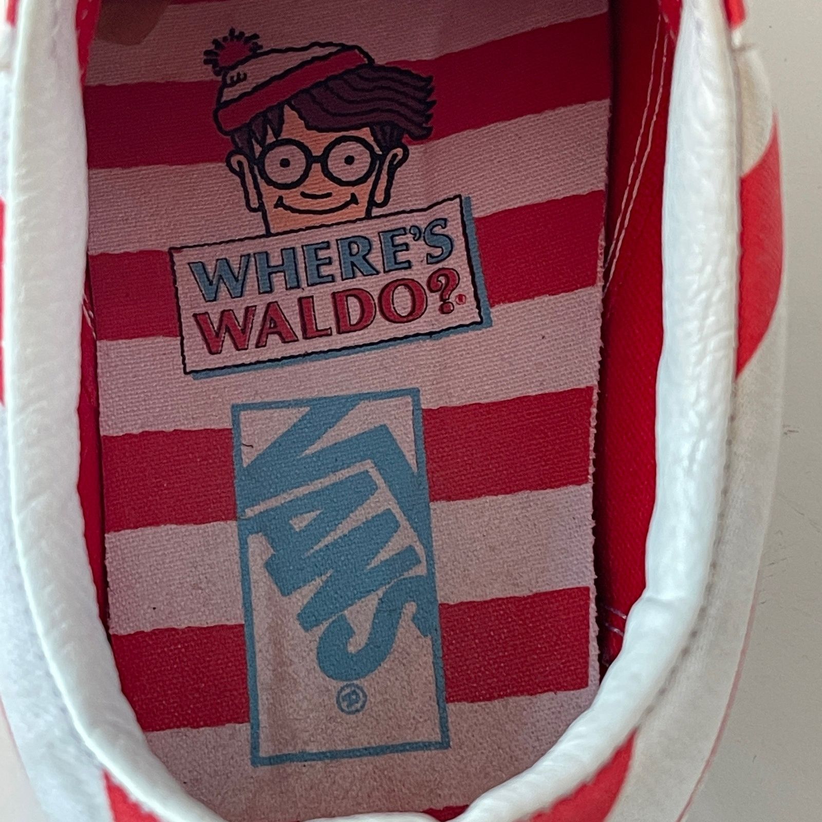 Vans VANS X Where's Waldo? Old Skool Special Edition M 8 W 9.5 Size US 8 / EU 41 - 11 Thumbnail