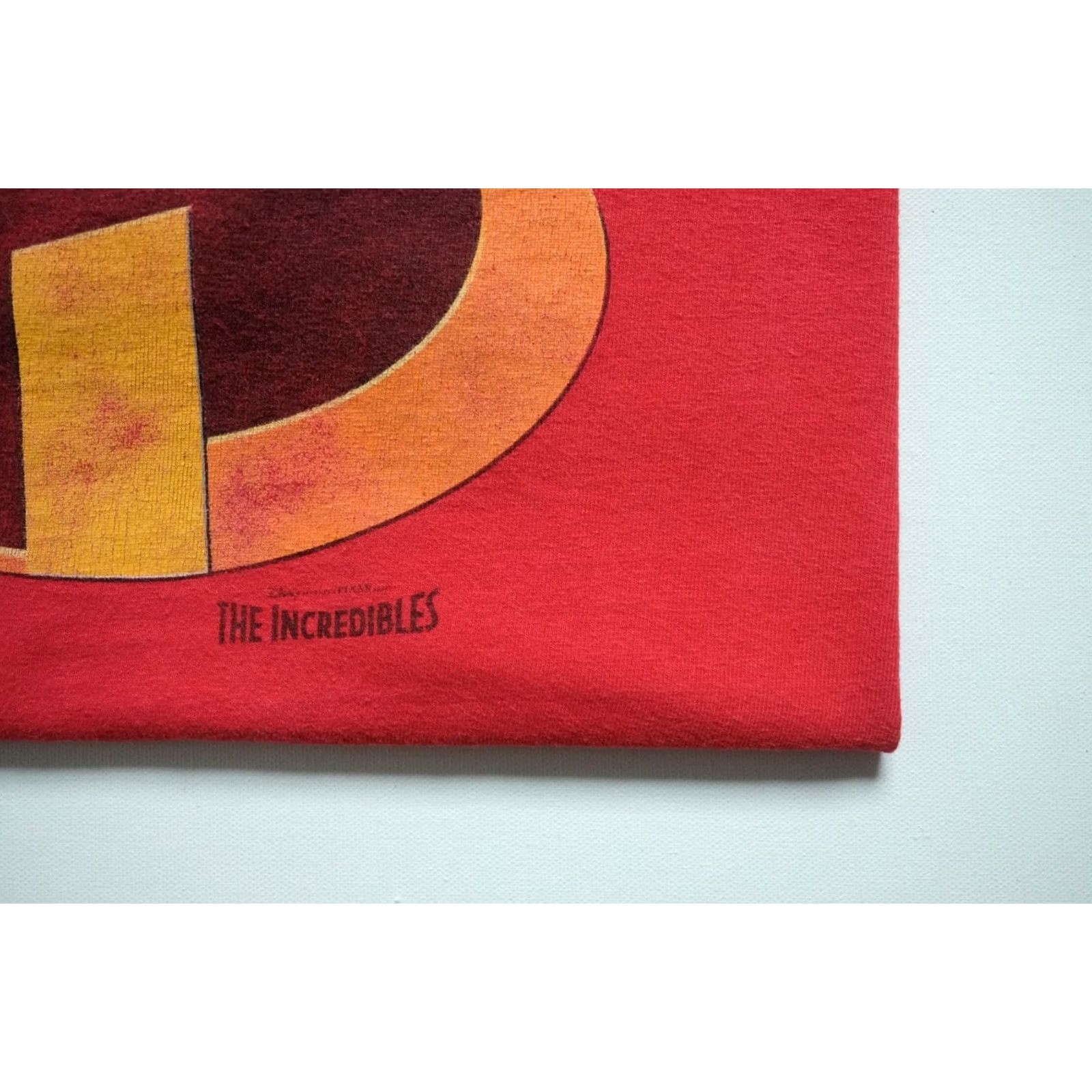Disney VINTAGE DISNEY PIXAR INCREDIBLES T SHIRT RED GRAPHIC MOVIE PROMO 2004 LG ADULT MENS Size US L / EU 52-54 / 3 - 4 Thumbnail