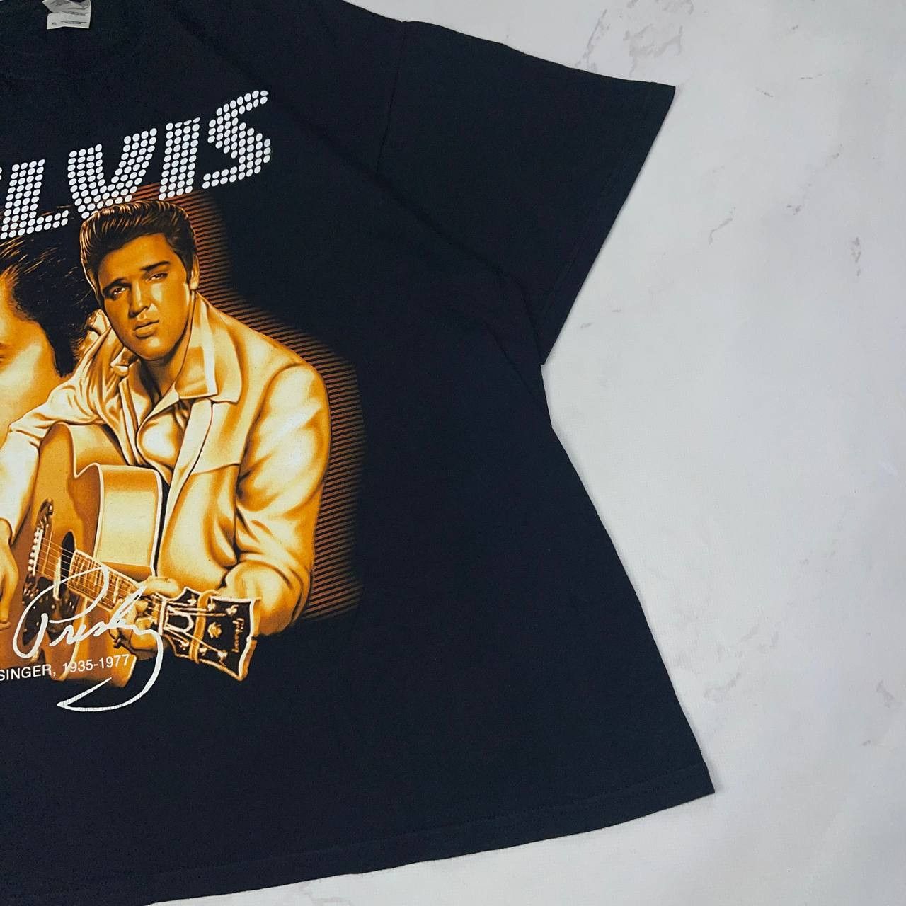 Vintage Vintage Rock Tee Elvis Presley vintage t-shirt size XL Size US XL / EU 56 / 4 - 7 Thumbnail