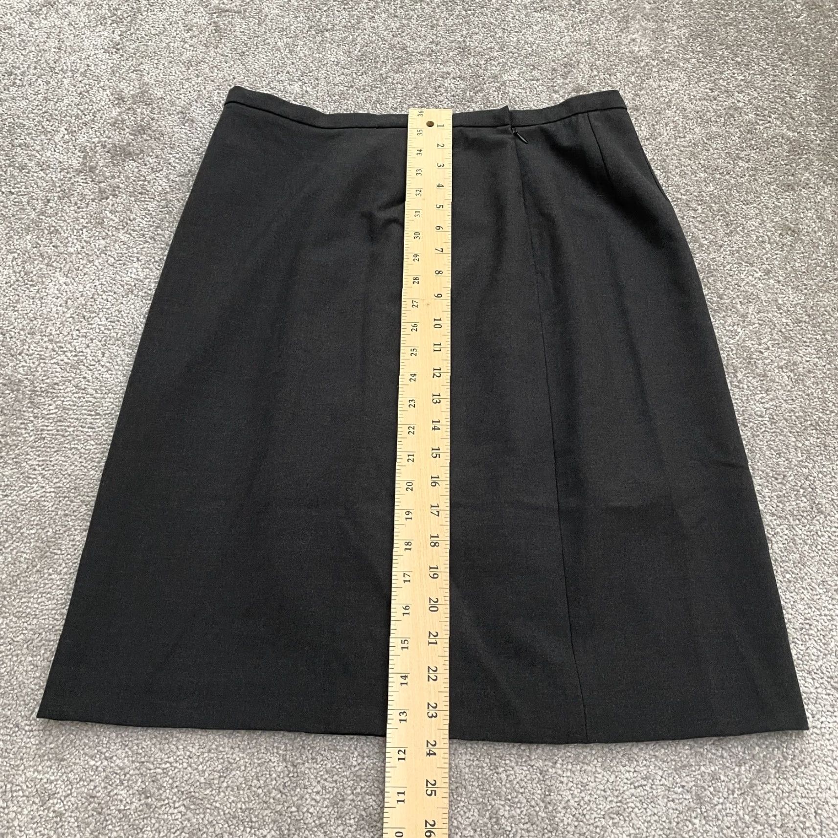 Lands' End Lands' End Black Solid Midi Skirt Womens 14 Straight & Pencil Business Workwear 32x24 Holiday? Size 36" / US 14 / IT 50 - 7 Thumbnail