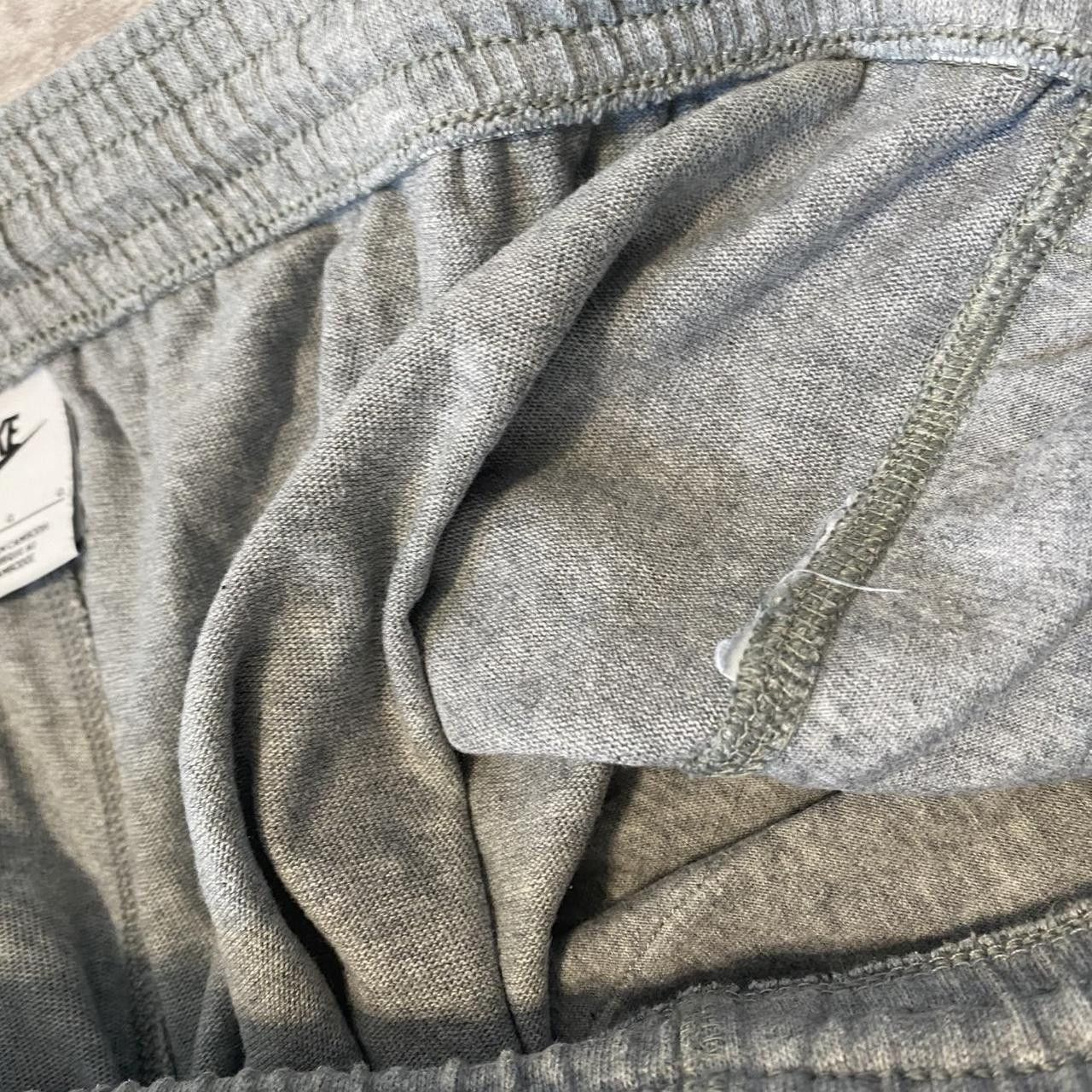 Nike Grey Nike shorts Baggy rap hip hop summer vacation Size US 34 / EU 50 - 6 Thumbnail