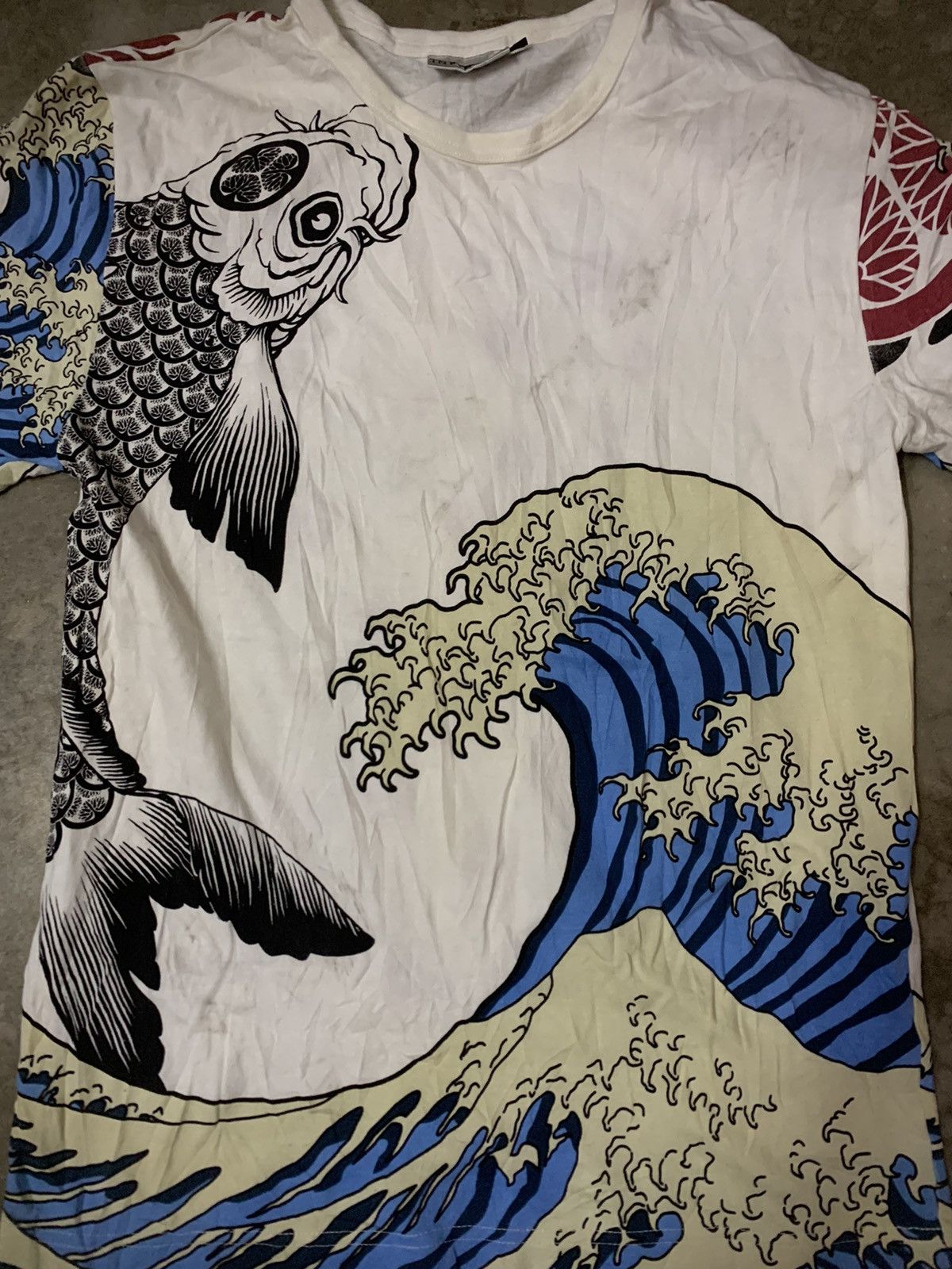 Japanese Brand Nice Graphics Overprints Koi Sukajan Tee Size US M / EU 48-50 / 2 - 3 Thumbnail