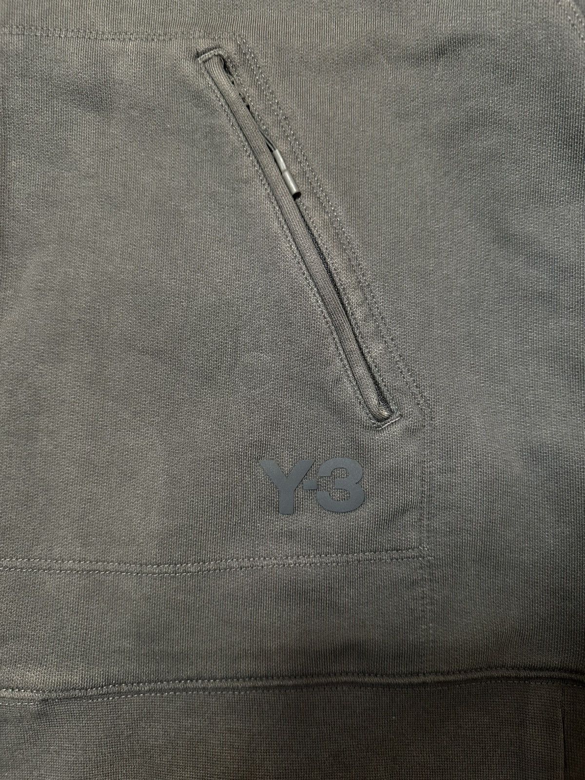 Y-3 Y-3 brand zip-up hoodie in a dark grey color. Size US M / EU 48-50 / 2 - 5 Thumbnail