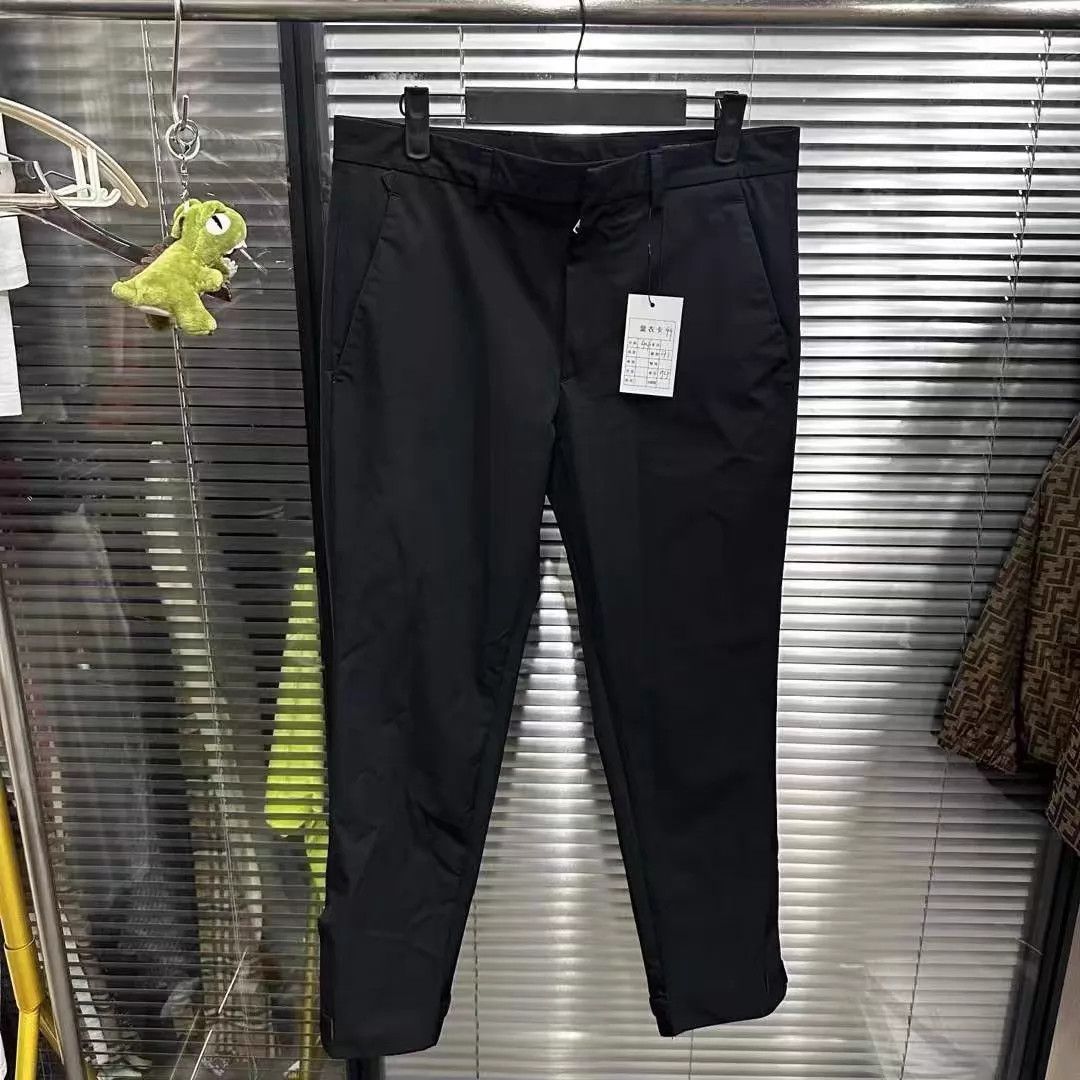 Prada Prada Nylon Triangle Logo Velcro Cuffs Pants 44 Size US 44 / EU 60 - 1 Thumbnail