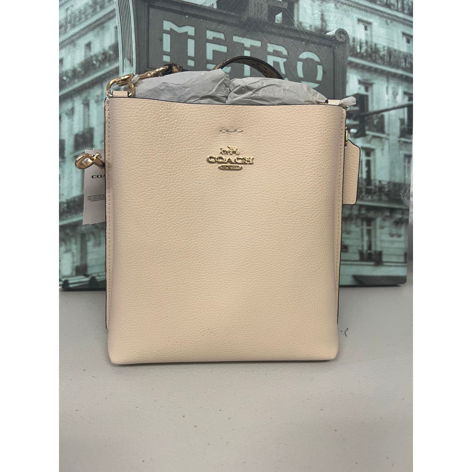Coach Coach CB901 Mollie Bucket Bag 22 Size ONE SIZE - 1 Thumbnail