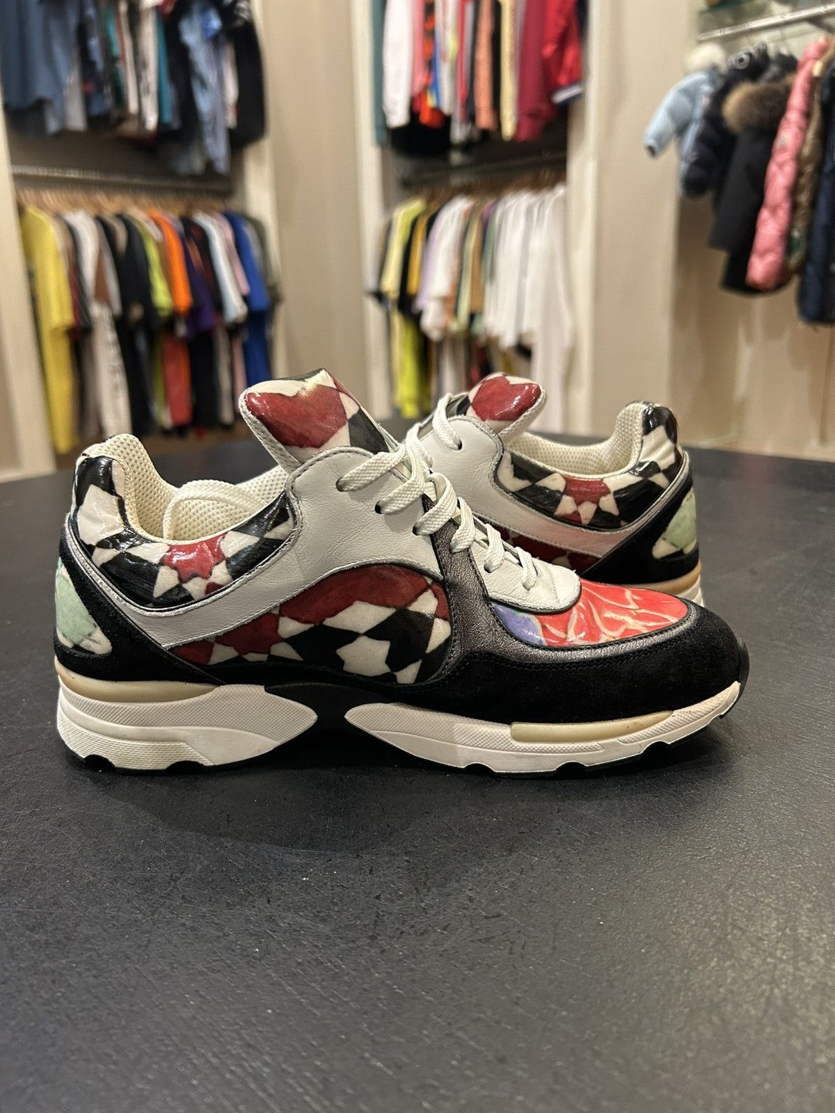 Chanel Chanel Runner Floral Sneakers Size US 6 / IT 36 - 3 Thumbnail
