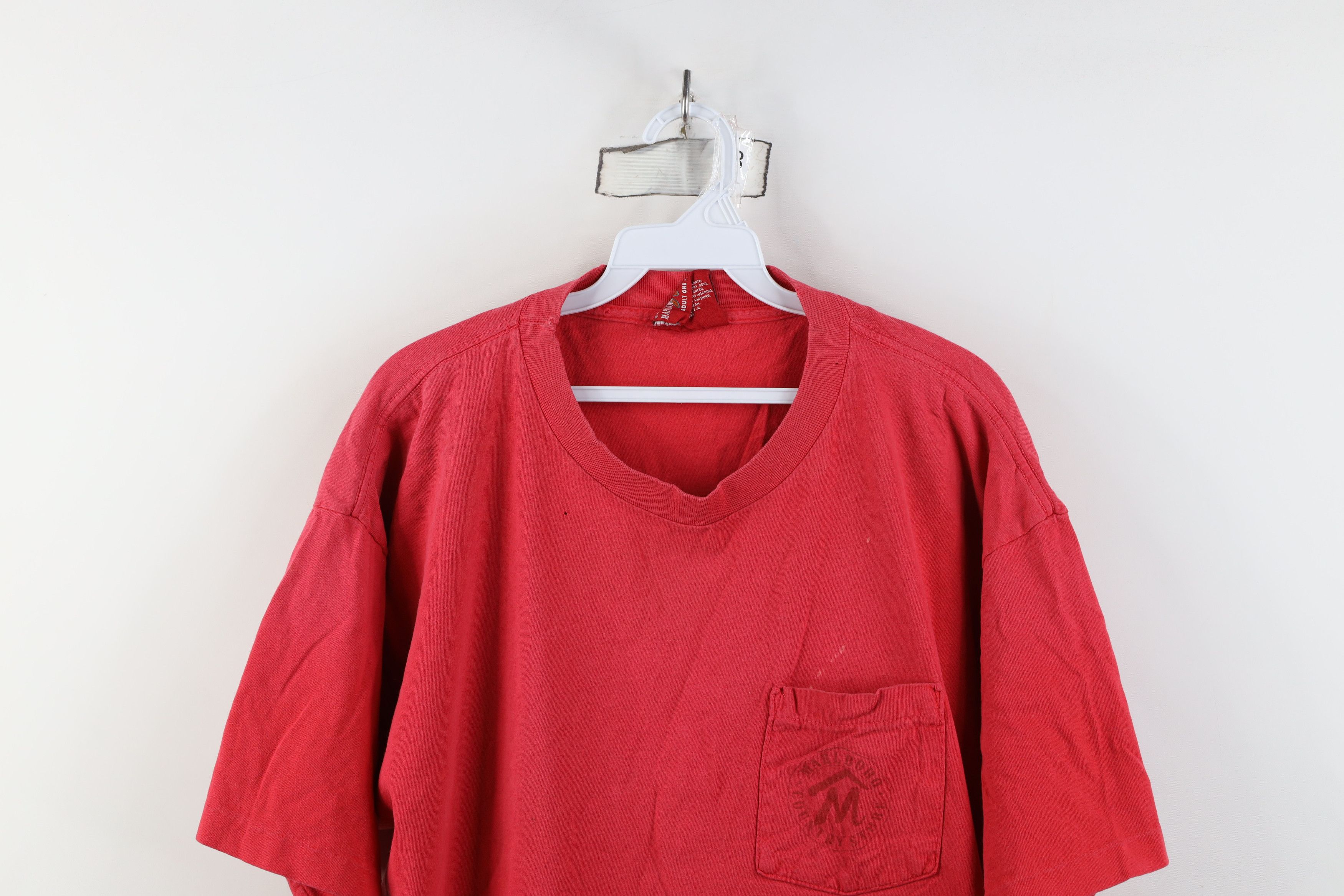 Marlboro Vintage 90s Marlboro Spell Country Store Pocket T-Shirt USA Size US L / EU 52-54 / 3 - 2 Thumbnail