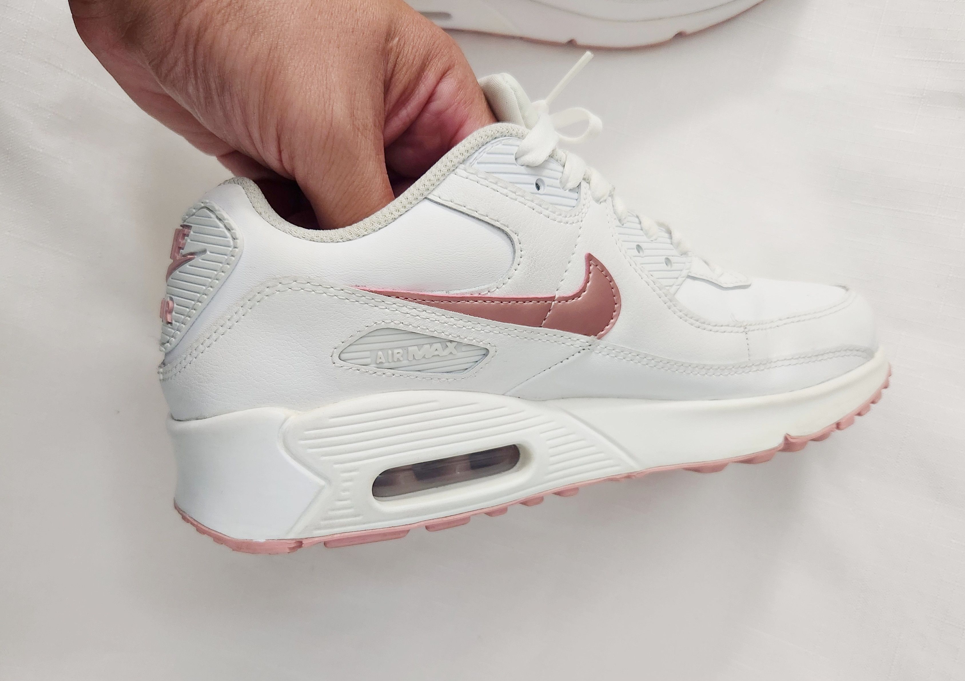 Nike Nike Air Max 90 LTR GS White Pink Glaze CD6864-115 GS 7y 8.5 Size US 8.5 / IT 38.5 - 14 Thumbnail