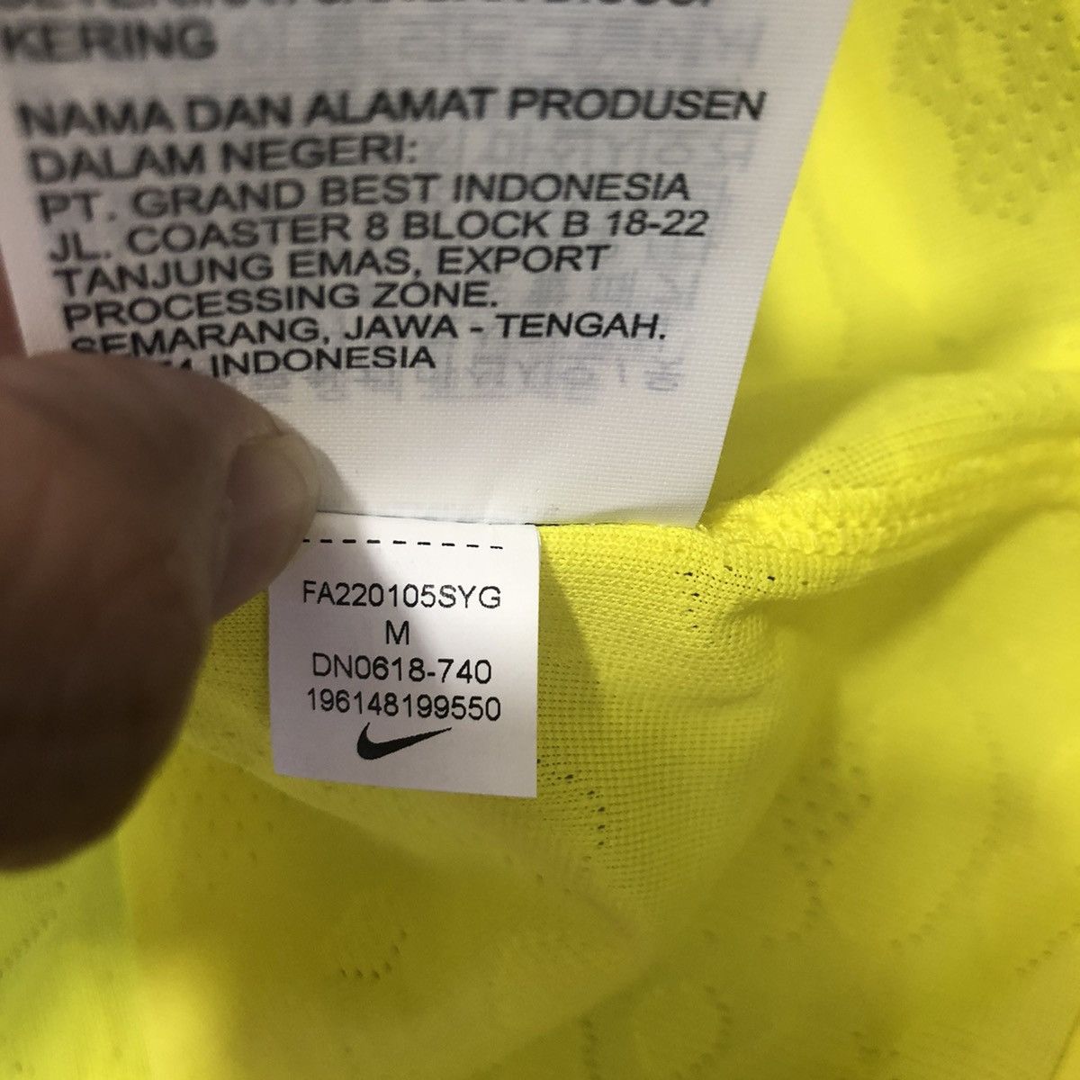 Nike Brazil World Cup 2022 player issue shirt #19 Antony (Bnwt) Size US M / EU 48-50 / 2 - 8 Thumbnail