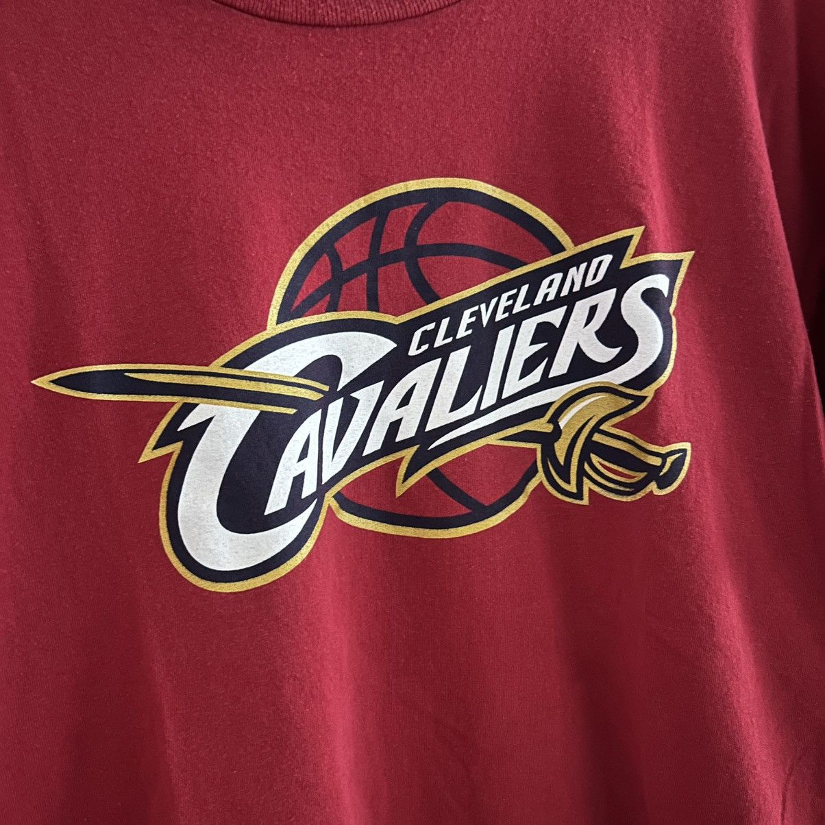 Vintage VTG Lebron James Cleveland Cavaliers Tee Size US L / EU 52-54 / 3 - 2 Thumbnail