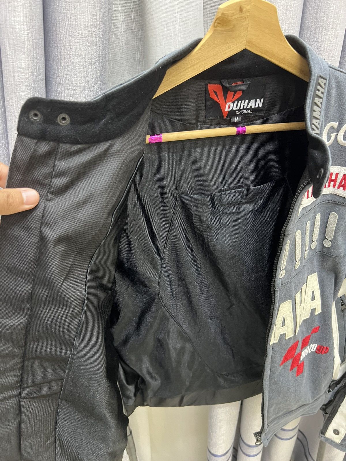 Vintage Vintage Yamaha Go Valentino Rossi MotoGp 46 Motor Jacket Size US M / EU 48-50 / 2 - 10 Thumbnail