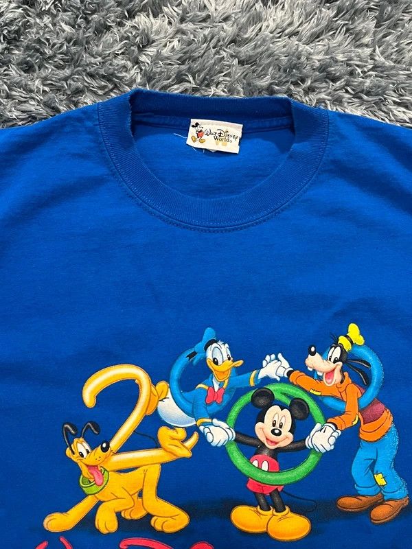 Disney Disney Vintage T-shirt 2000 New Year Size US M / EU 48-50 / 2 - 3 Thumbnail