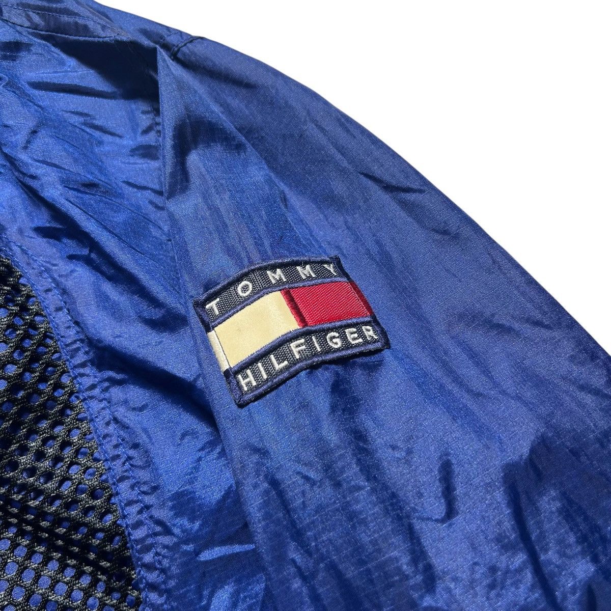 Tommy Hilfiger × Vintage Vintage Tommy Hilfiger Zipper Hoodie Jacket Size US XL / EU 56 / 4 - 4 Thumbnail