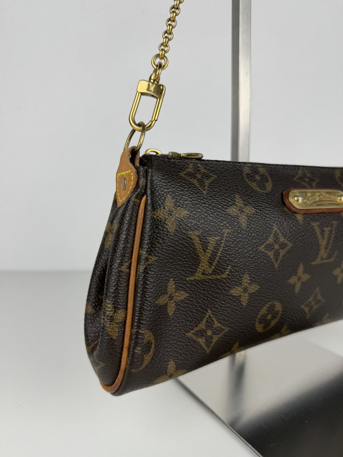 Louis Vuitton Louis Vuitton monogram pochette Eva Size ONE SIZE - 14 Thumbnail