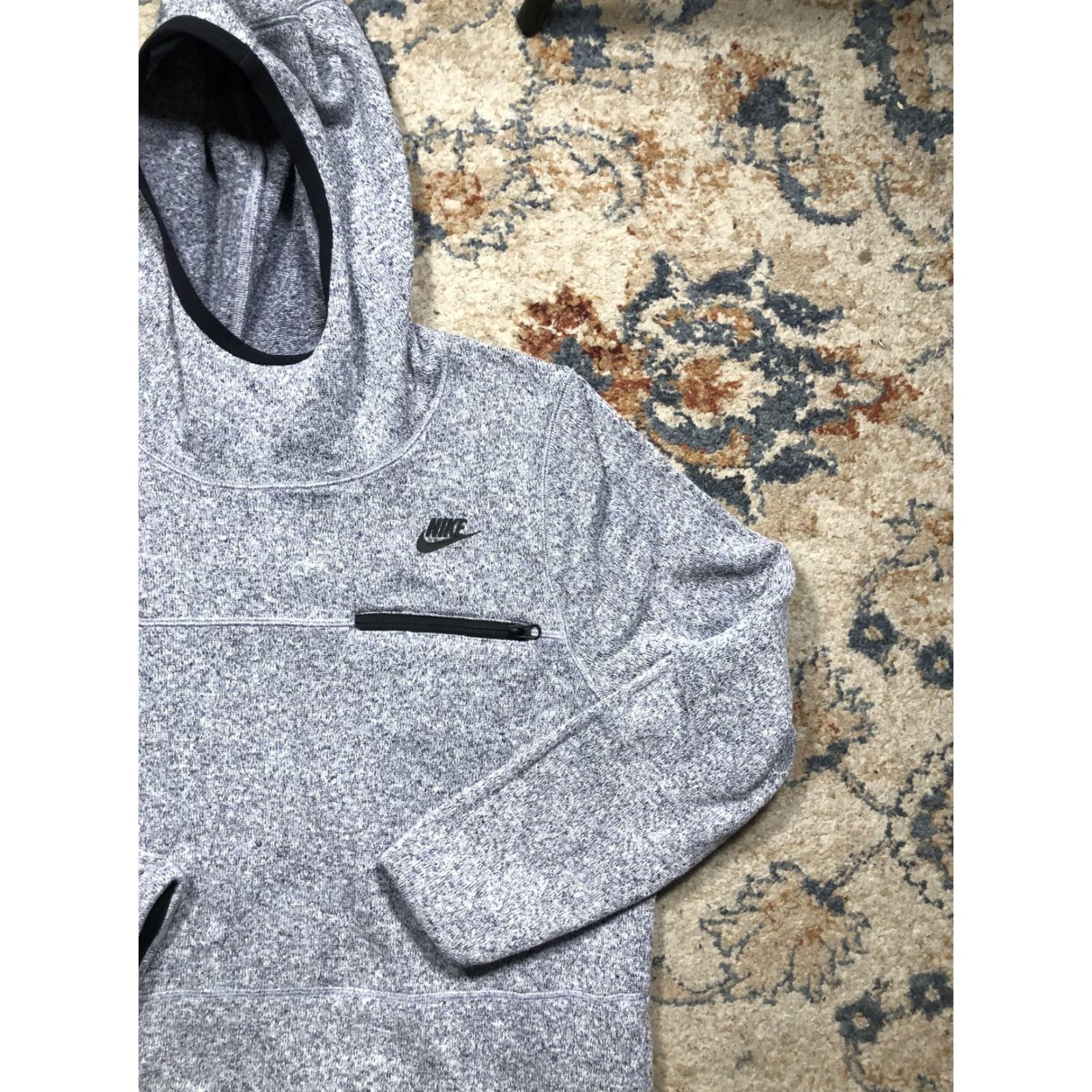 Nike Nike Hoodie Mens XL Gray Pullover Hooded Sweatshirt Zip Chest Pocket Swoosh Logo Size US XL / EU 56 / 4 - 4 Thumbnail